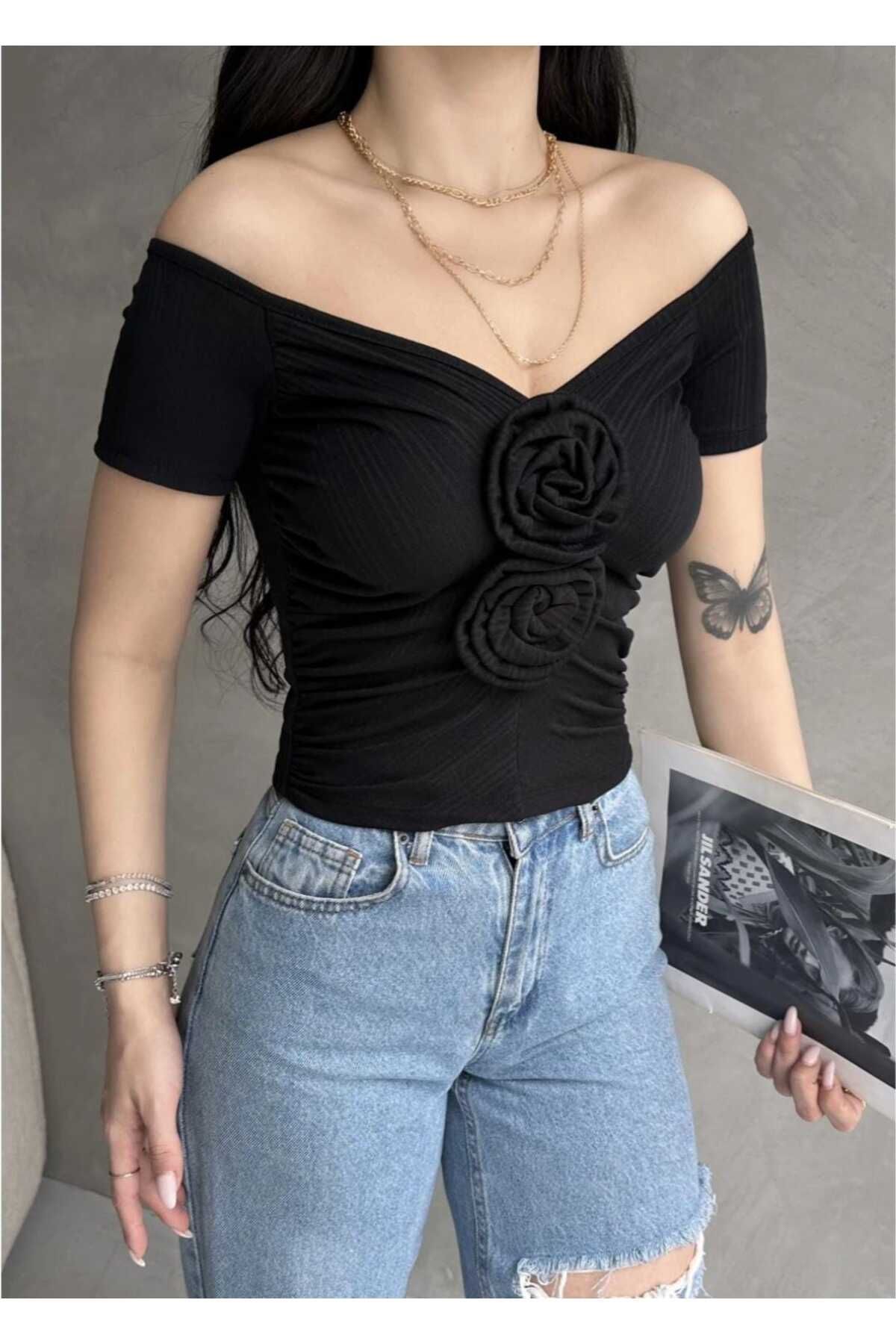 zienna Kayık Yaka Gül Detaylı Crop Bluz