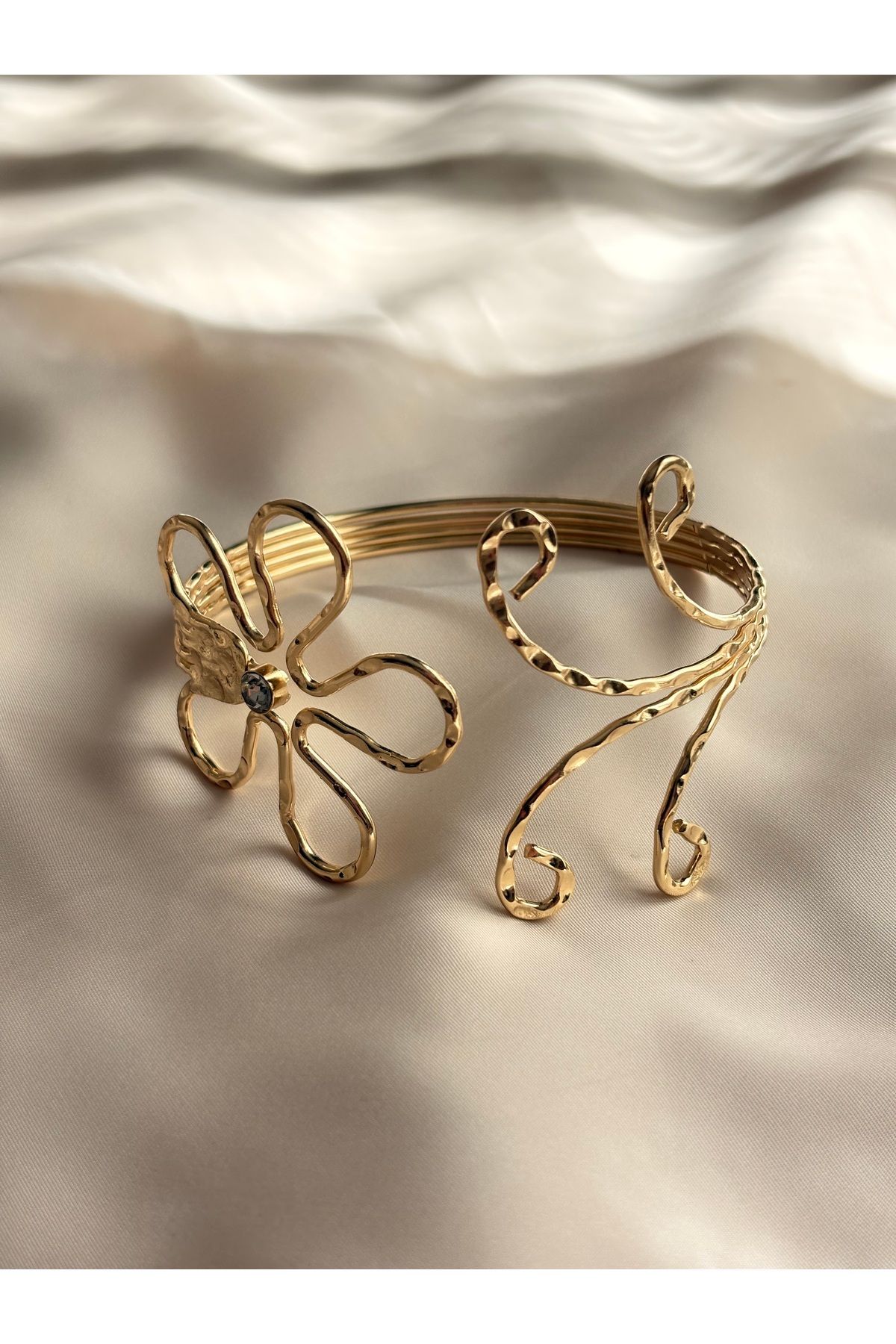 Limerence Flora Aurea Armcuff, Kol Bileziği