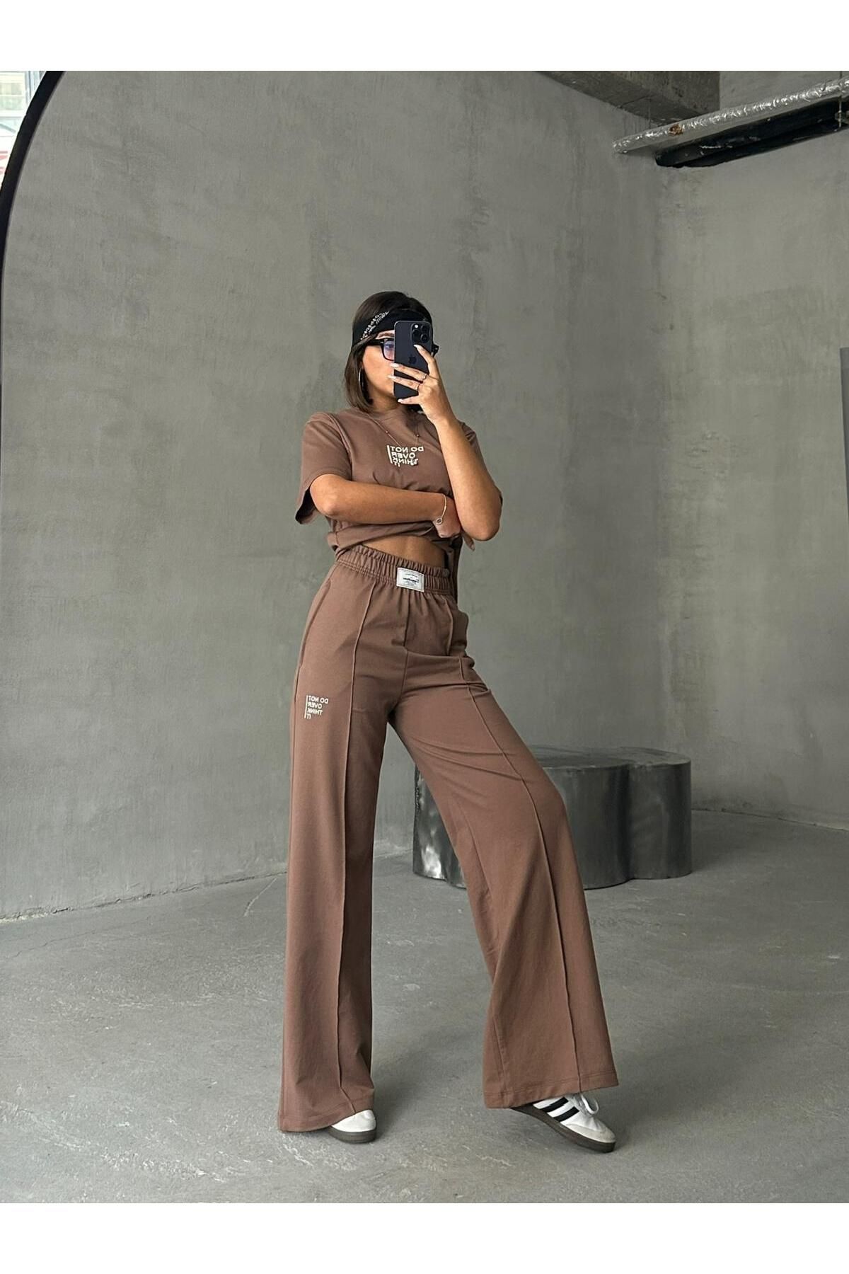 Cappmoda TKM-0042 Kahverengi Do Not Yazılı Enjeksiyon Baskı Bisiklet Yaka Tişört Bel Lastikli Çimalı Palazzo