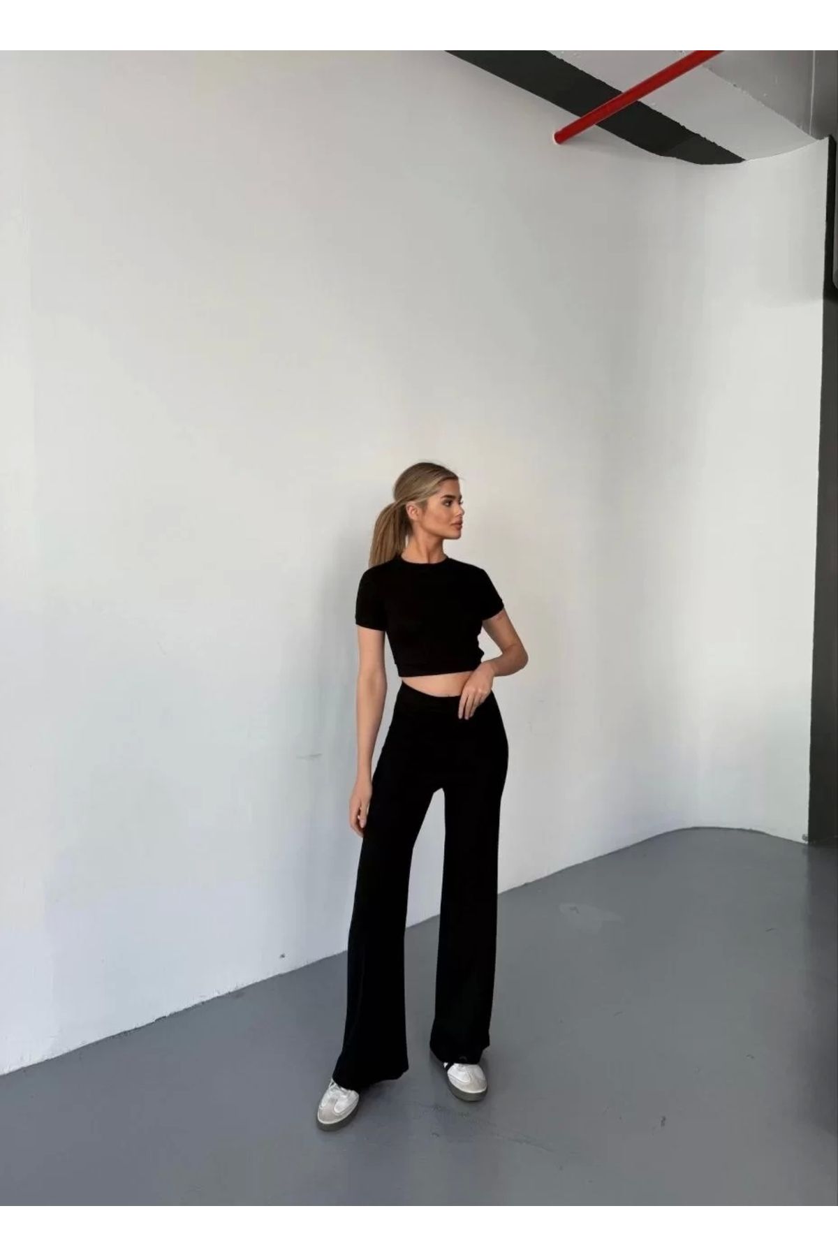 CVS Osy Modal Yumuşak Dokulu Kumaş Kısa Kollu Crop Rahat Pantalon ikili Takım - Siyah