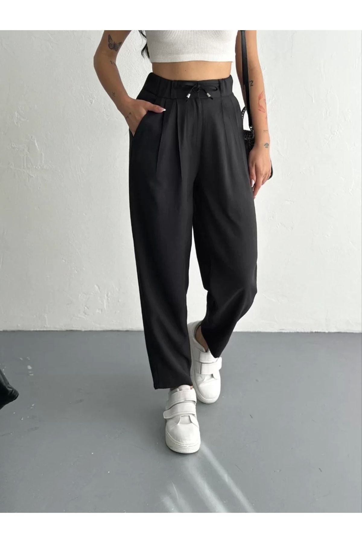 CVS Kadın Yüksel Bel Rahat Paça Pantalon - Siyah