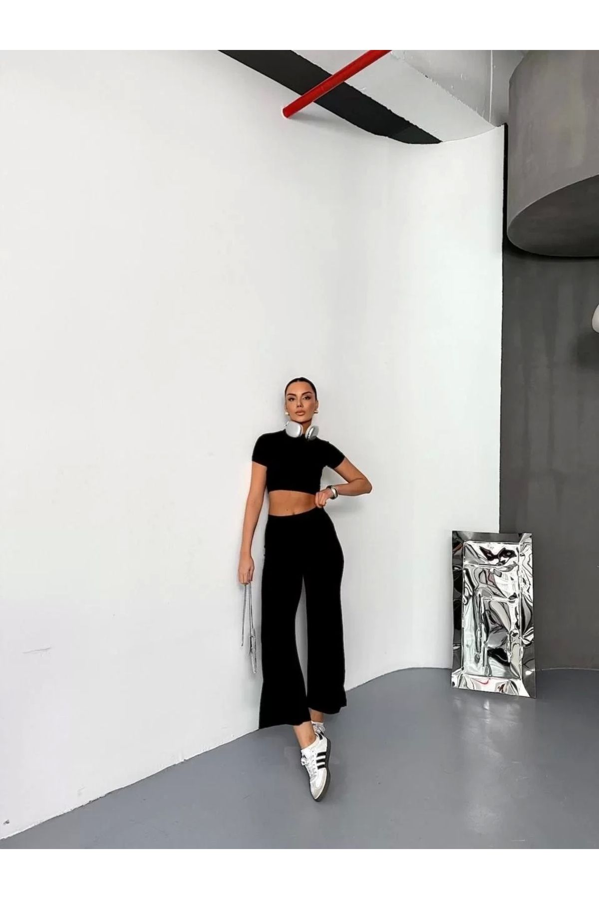 CVS Osy Modal Yumuşak Dokulu Kumaş Kısa Kollu Crop Alt ispanyol Paça Pantalon ikili Takım - Siyah