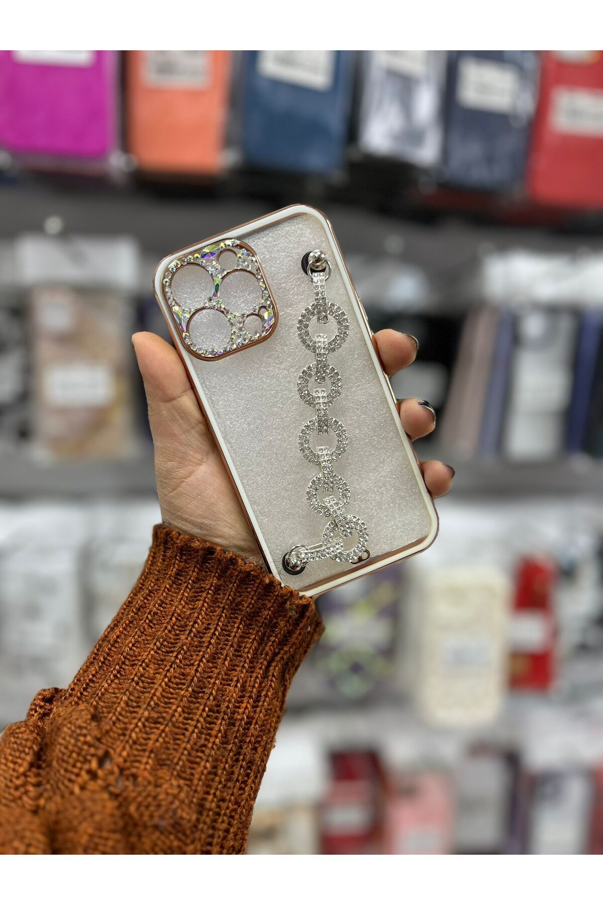 TECNOTREND Apple İphone 13 Pro Kamere korumalı gümüş kristal taş süslemeli el tutmalı silikon kılıf
