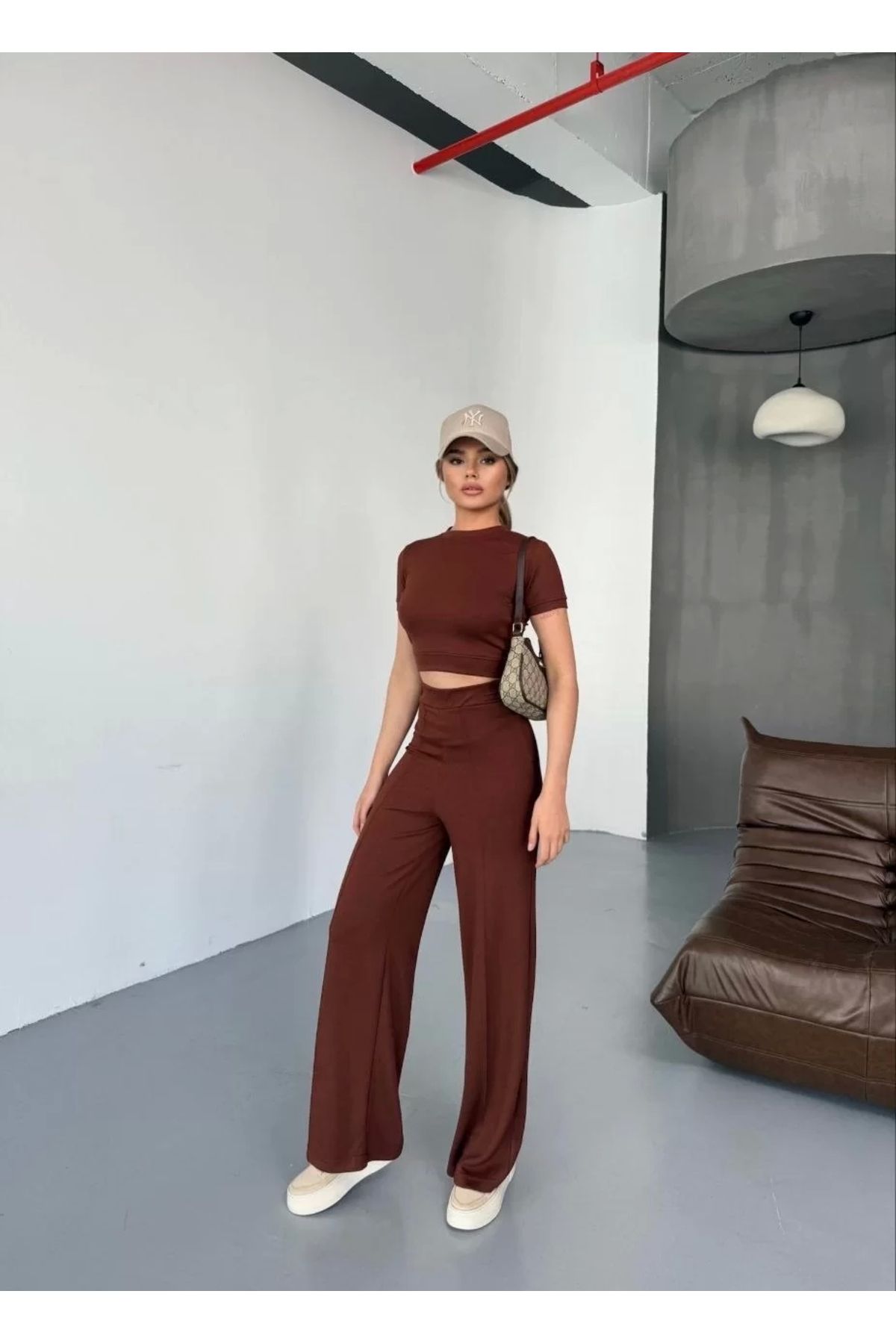 CVS Osy Modal Yumuşak Dokulu Kumaş Kısa Kollu Crop Rahat Pantalon ikili Takım - Kahverengi
