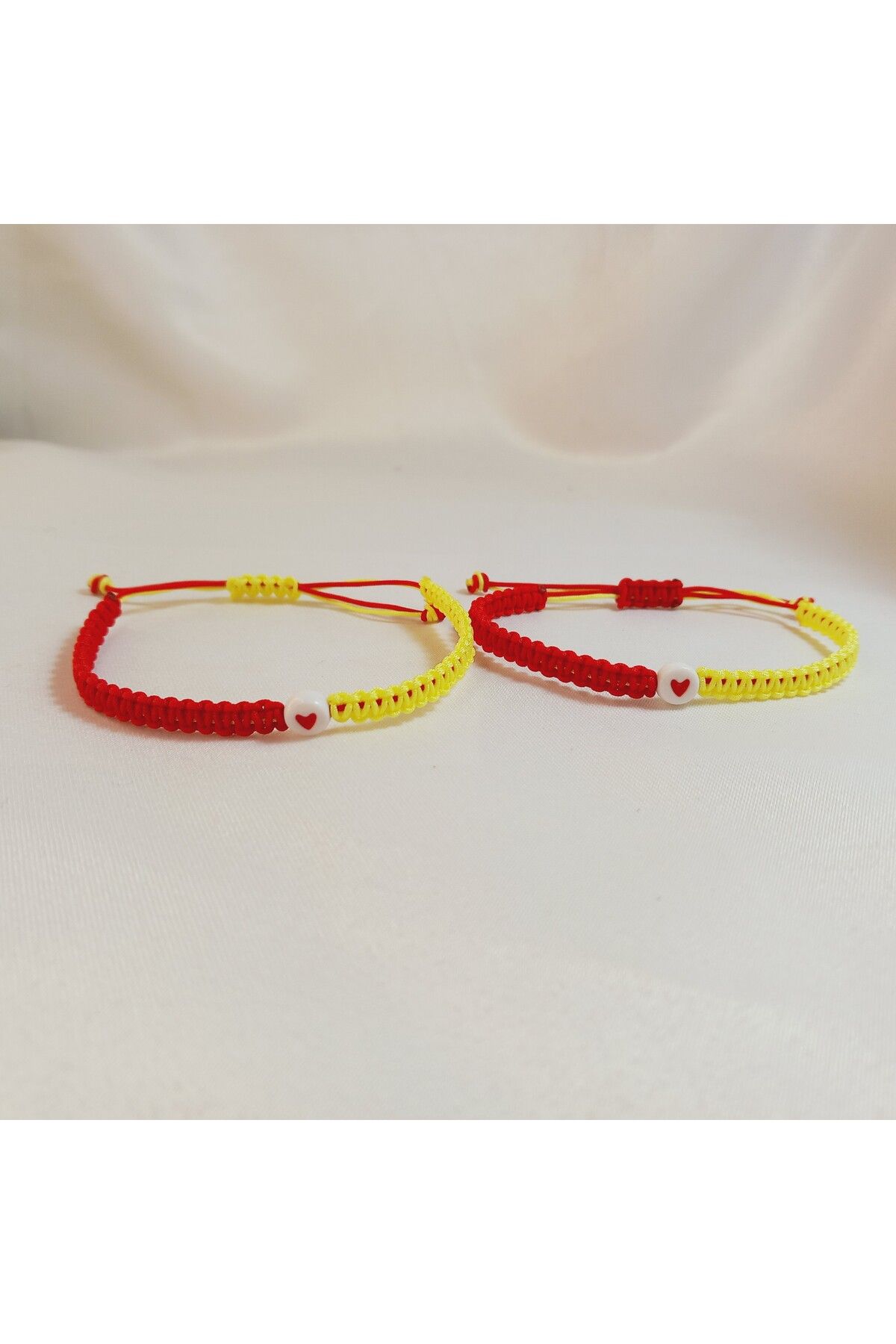 Crystal Atelier Sarı Kırmızı 2'li Kalp Bileklik Set - Sevgili Arkadaşlık Makrome Galatasaray Örgü Bileklik