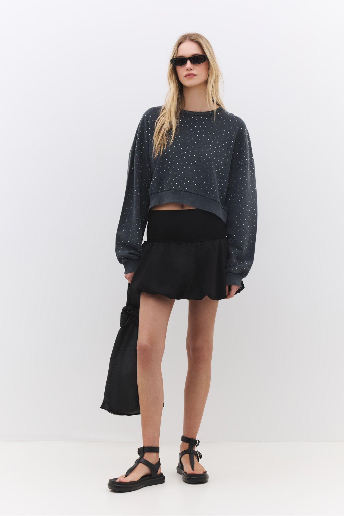 No Matter What Taş Detaylı Kısa Fit Sweatshirt