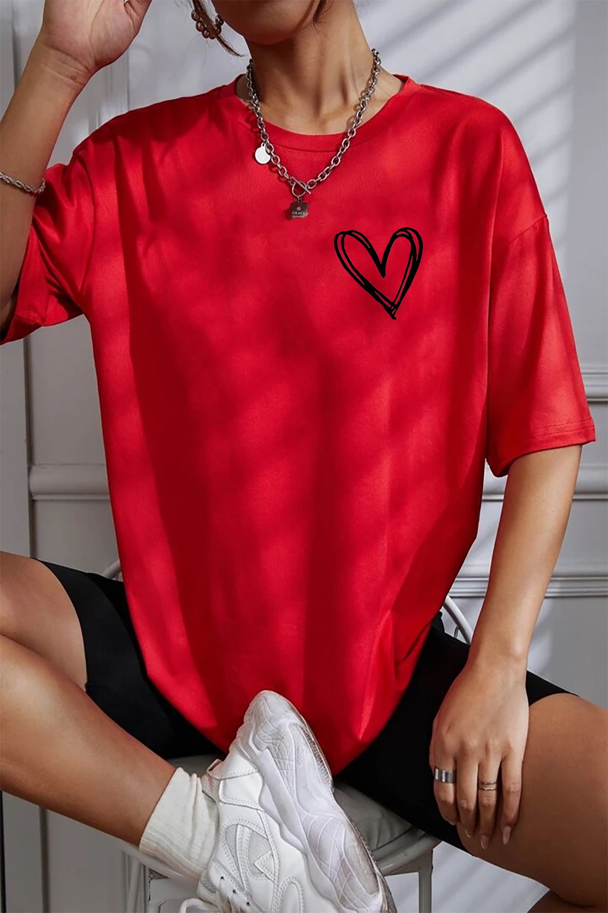 qavnas Unisex Kalp Baskılı Rahat Kesim Kırmızı T-Shirt