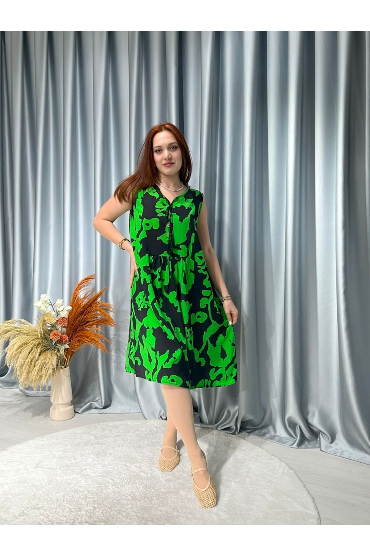 Butik Askılı Otantik Elbise