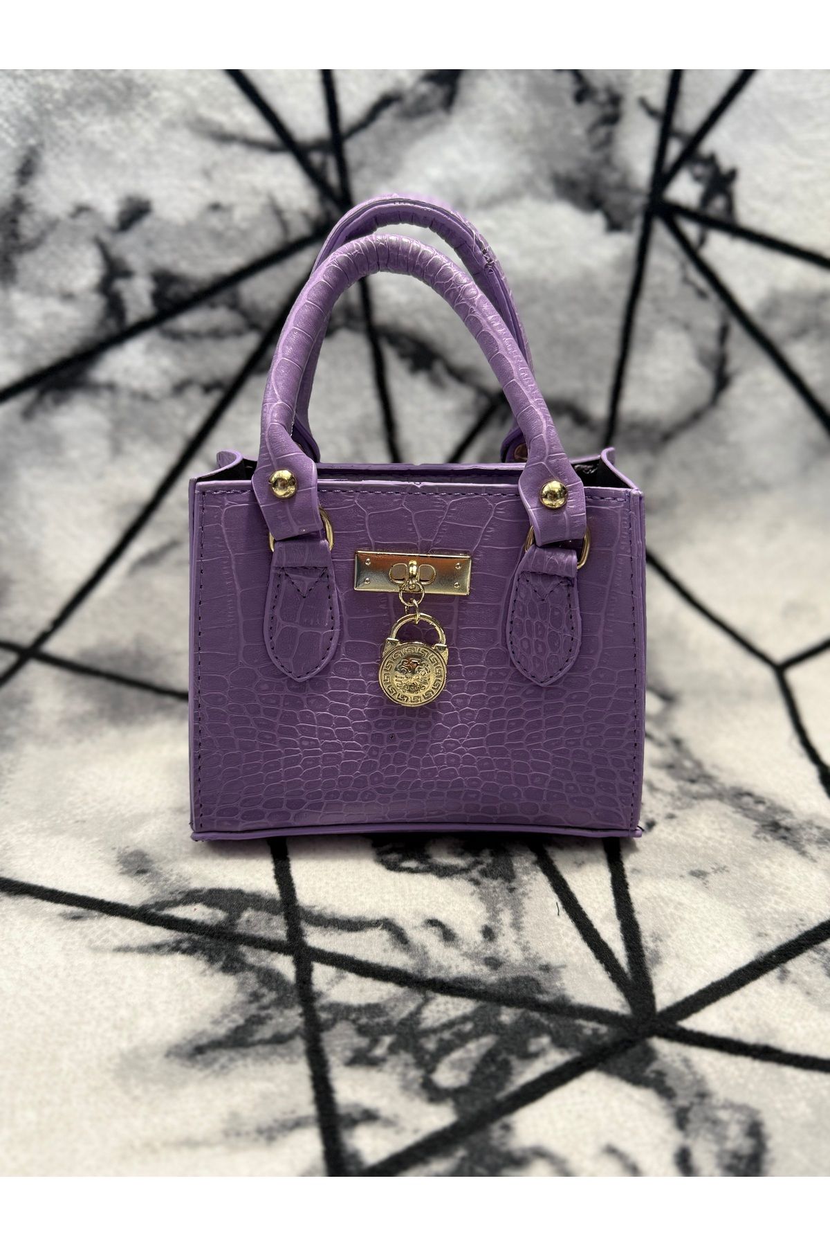 POOL MODA Lila Elden Tutmalı Çanta