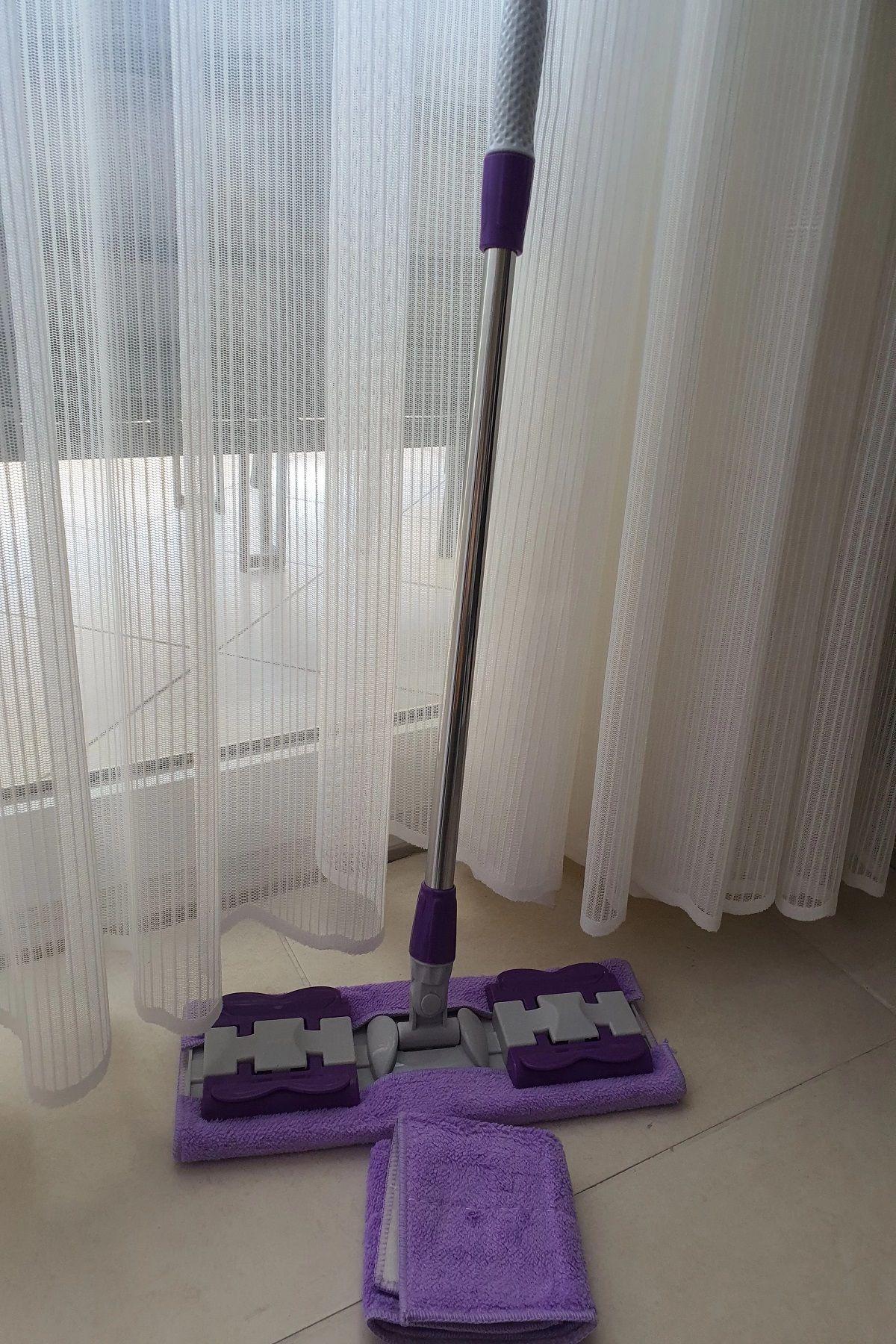 TimeStart Cam Yer Tavan Silme - İstediğin Bezi Tak Kullan - 4 Mandallı -Yedek Bezli Mop Seti