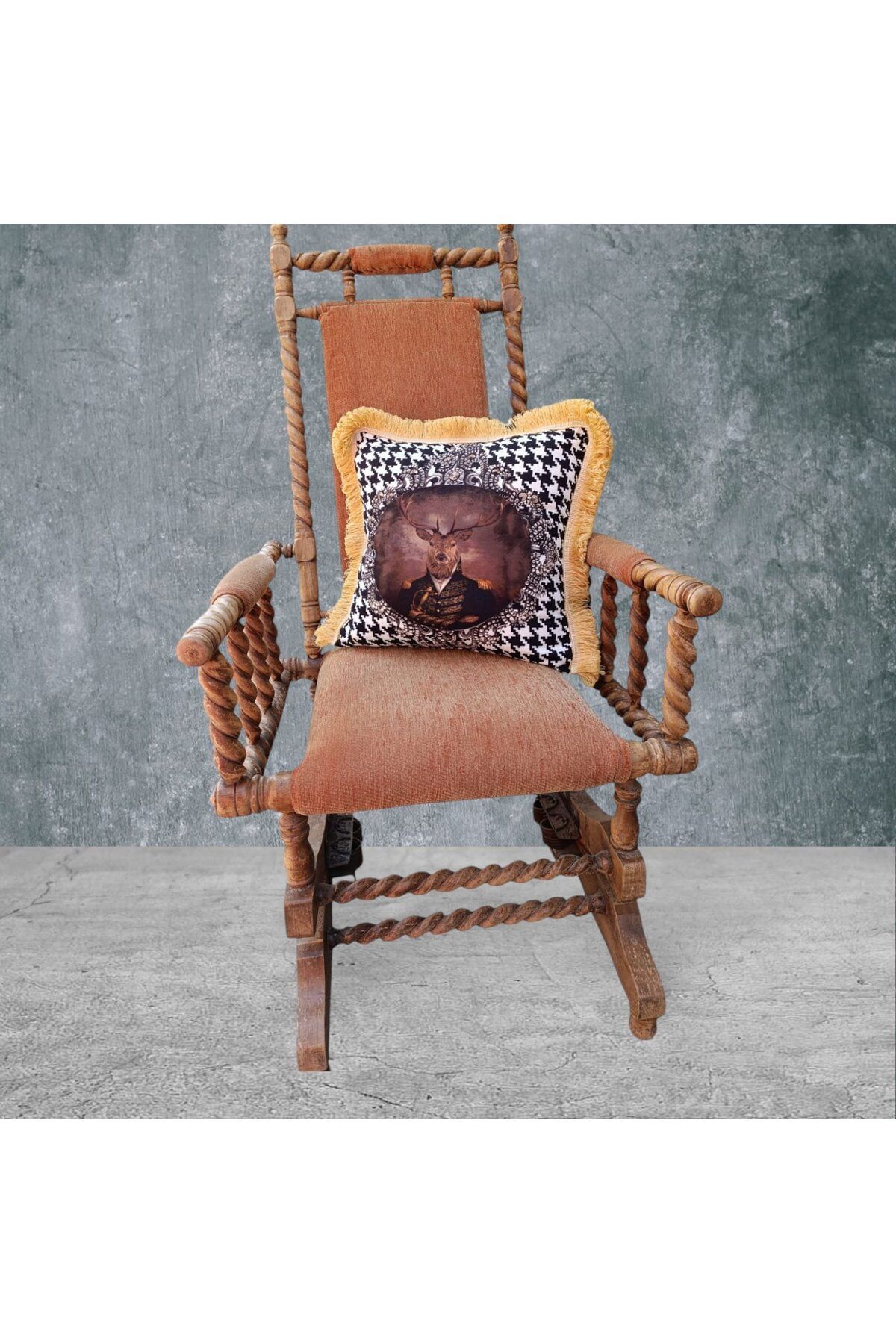 Sister Home Design Geyik Çift Taraflı Dekoratif Püsküllü - Saçaklı Kırlent Kılıfı 1 Adet 43x43cm