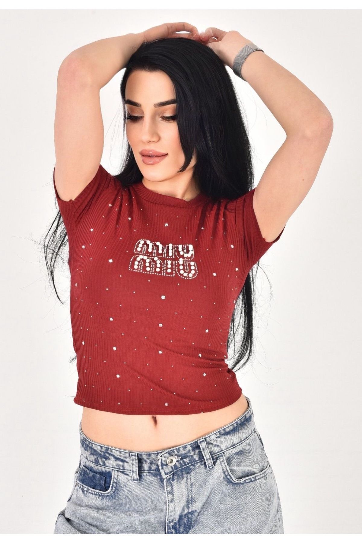 Butik Yeni Model Dar Kalıp Kadın Kısakollu Crop Tşört