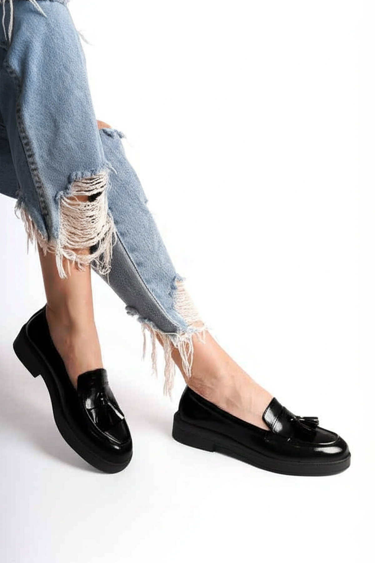 GRADA  Siyah Rugan Püsküllü Hakiki Deri Kadın Loafer Ayakkabı Parlak Siyah Ponponlu Kadın Mokasen Ayakkabı - Görsel 6