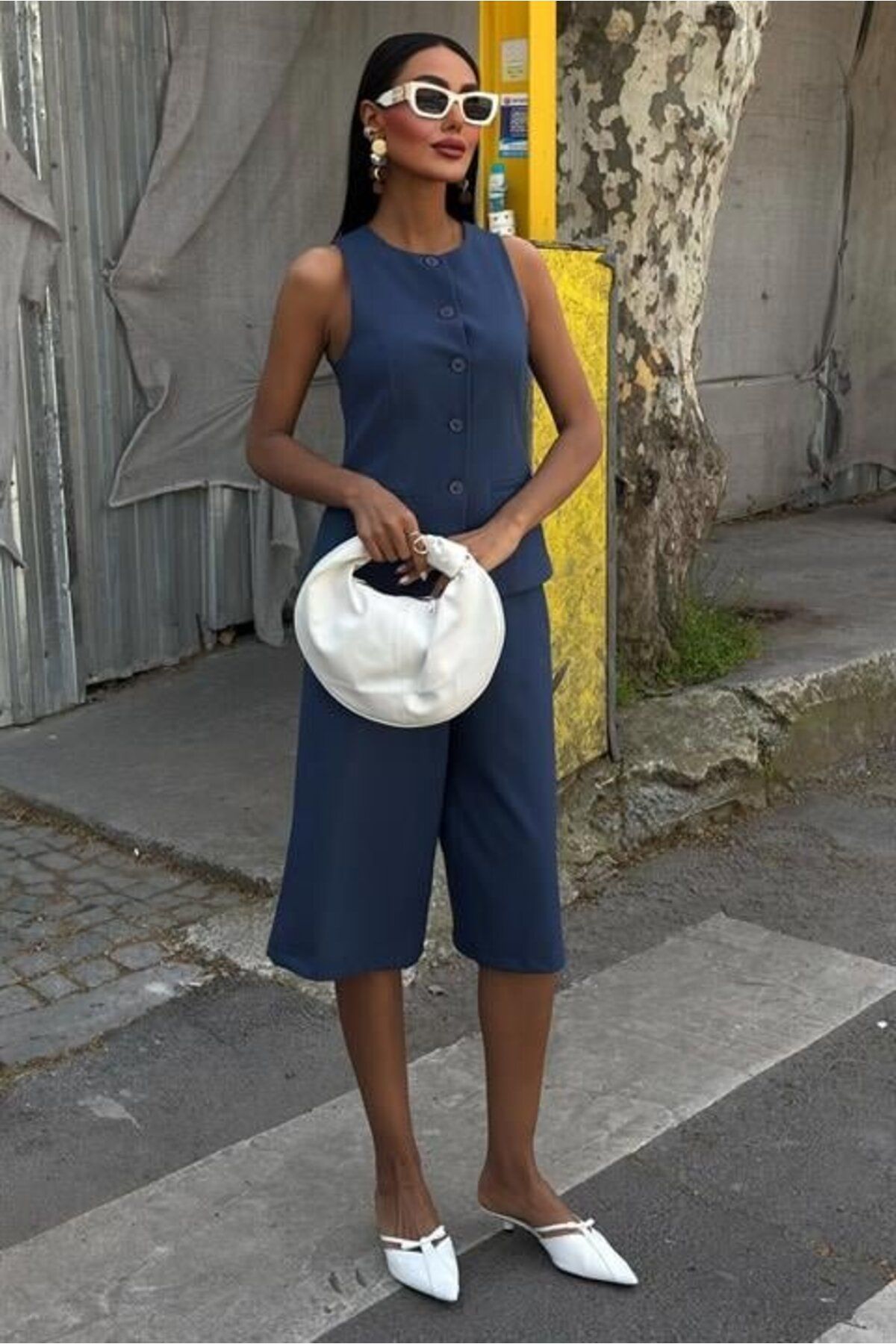 TUA MODA-Tua Moda Viscon Suit with Midi Shorts and Vest 10167 2