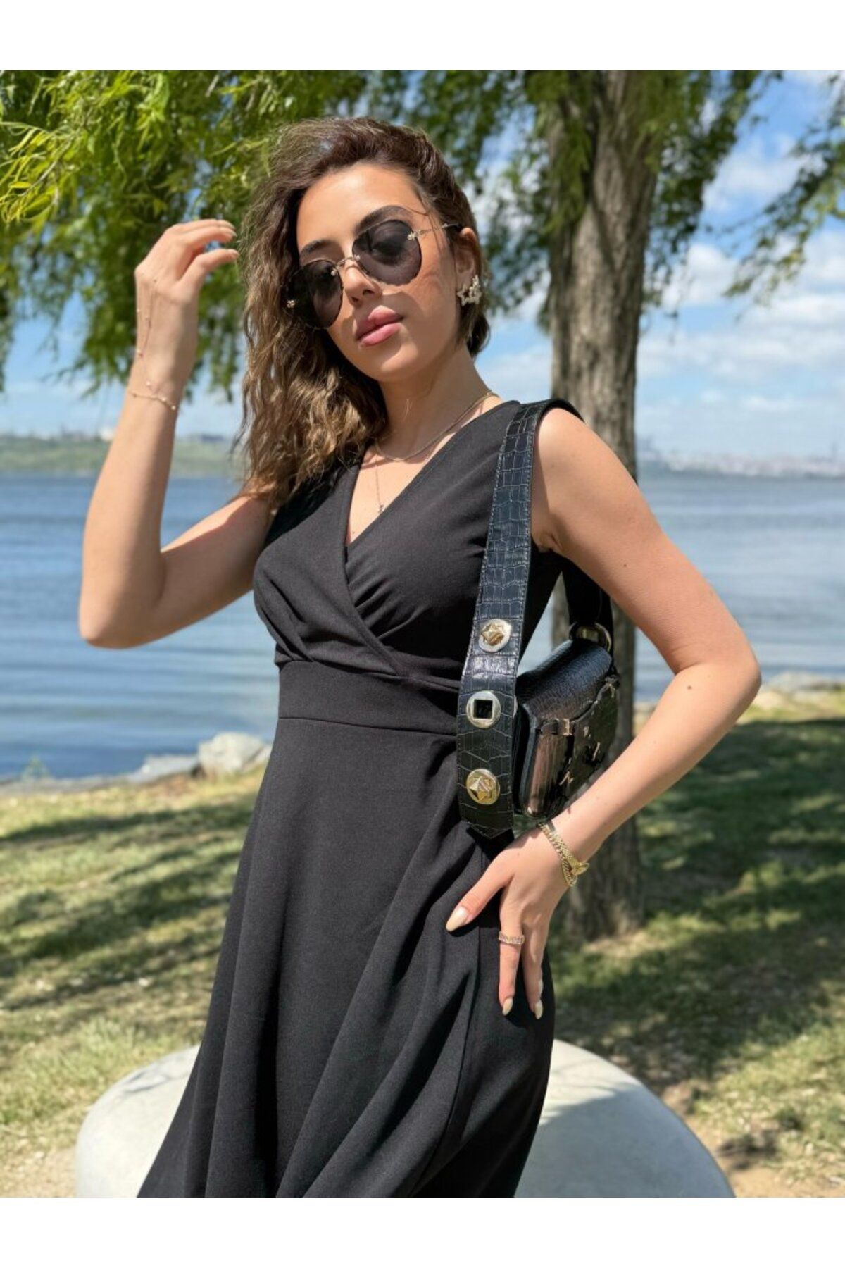 leyla sanat sanata yeni bir bakış açısı-Leyla Art a New Perspective on Art Women's Imported Crepe Fabric Double Breasted Neckline Skirt Flared Sleeveless Mini E 4