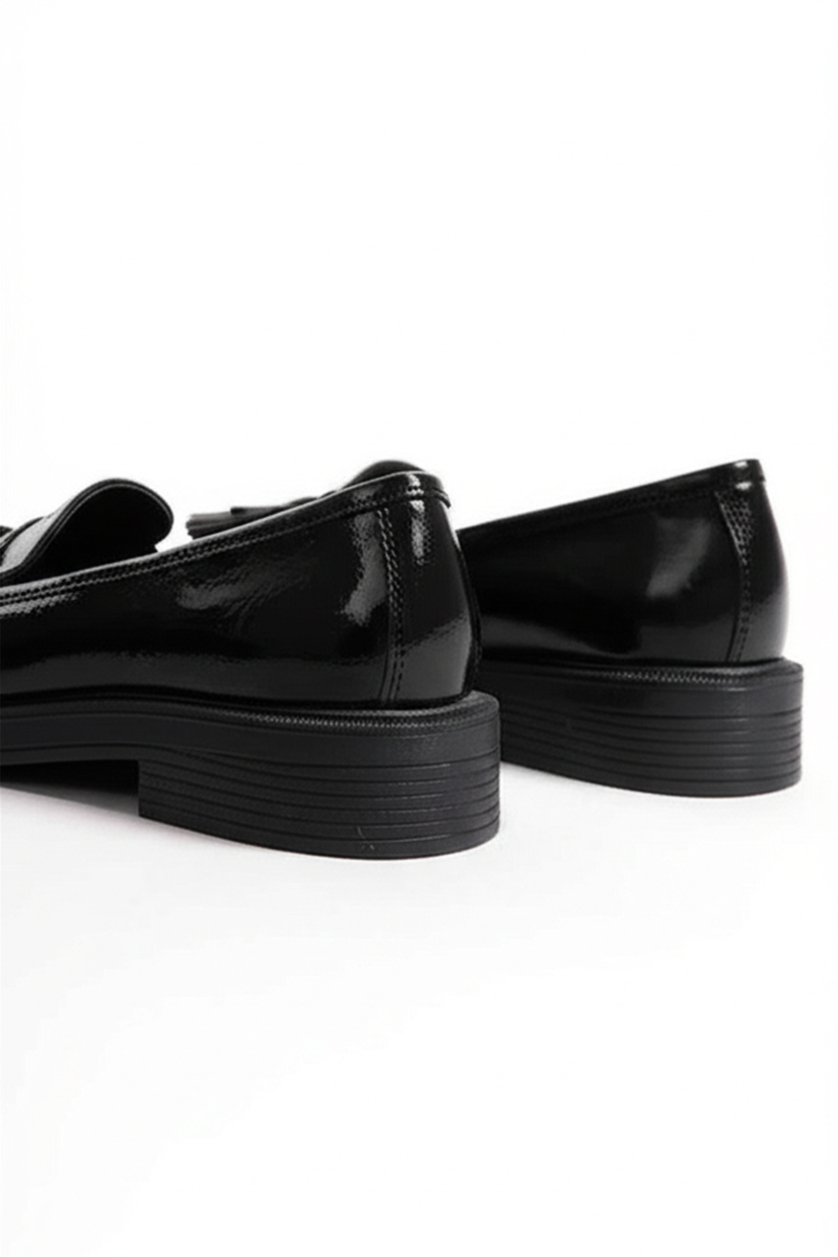 GRADA  Siyah Rugan Püsküllü Hakiki Deri Kadın Loafer Ayakkabı Parlak Siyah Ponponlu Kadın Mokasen Ayakkabı - Görsel 7