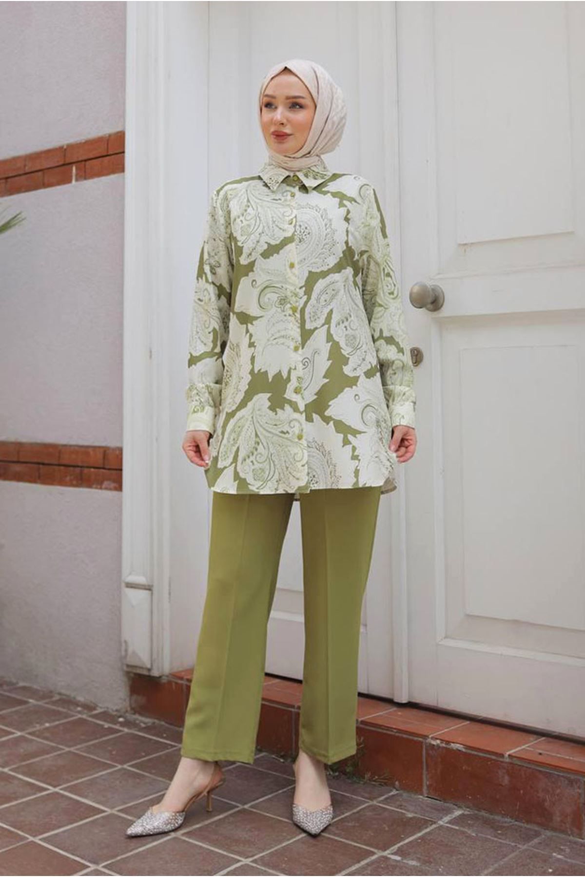 Moda Rosa 25Y7570 - YAĞ YEŞİLİ - MOTİF DESEN GÖMLEKLİ TAKIM