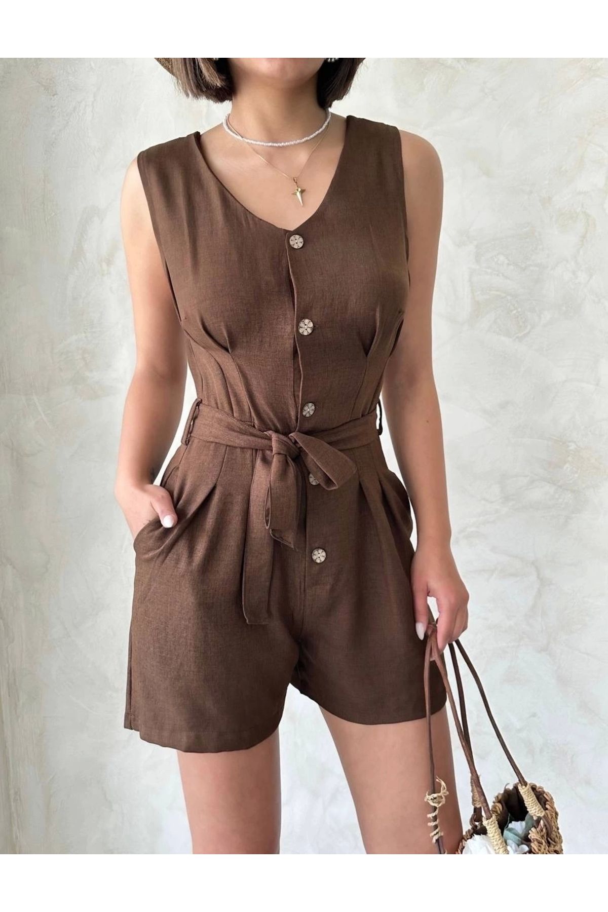 meSga butik Kuşaklı şortlu tulum