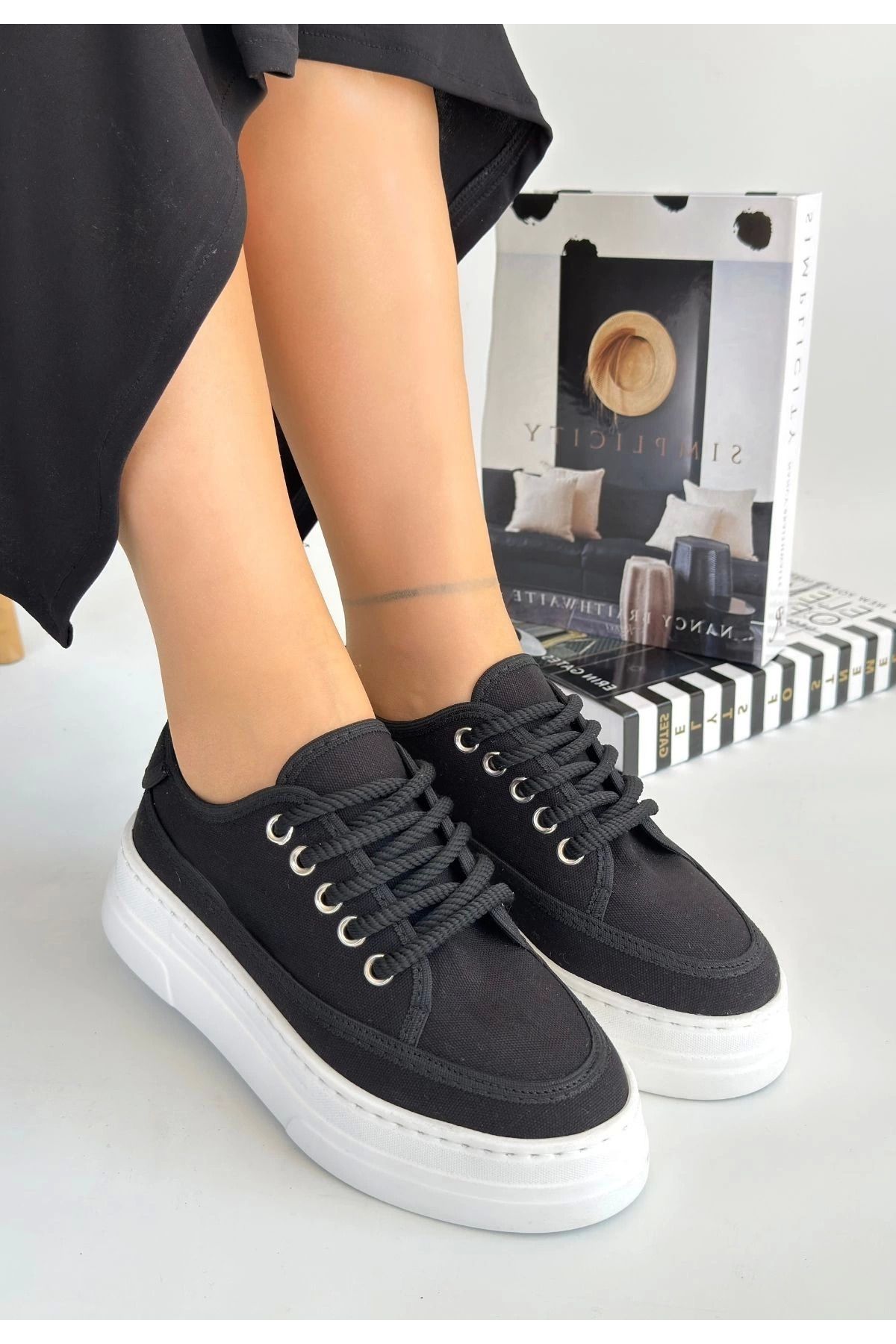 Shop58 Carin Siyah Keten Bağcıklı Spor Ayakkabı