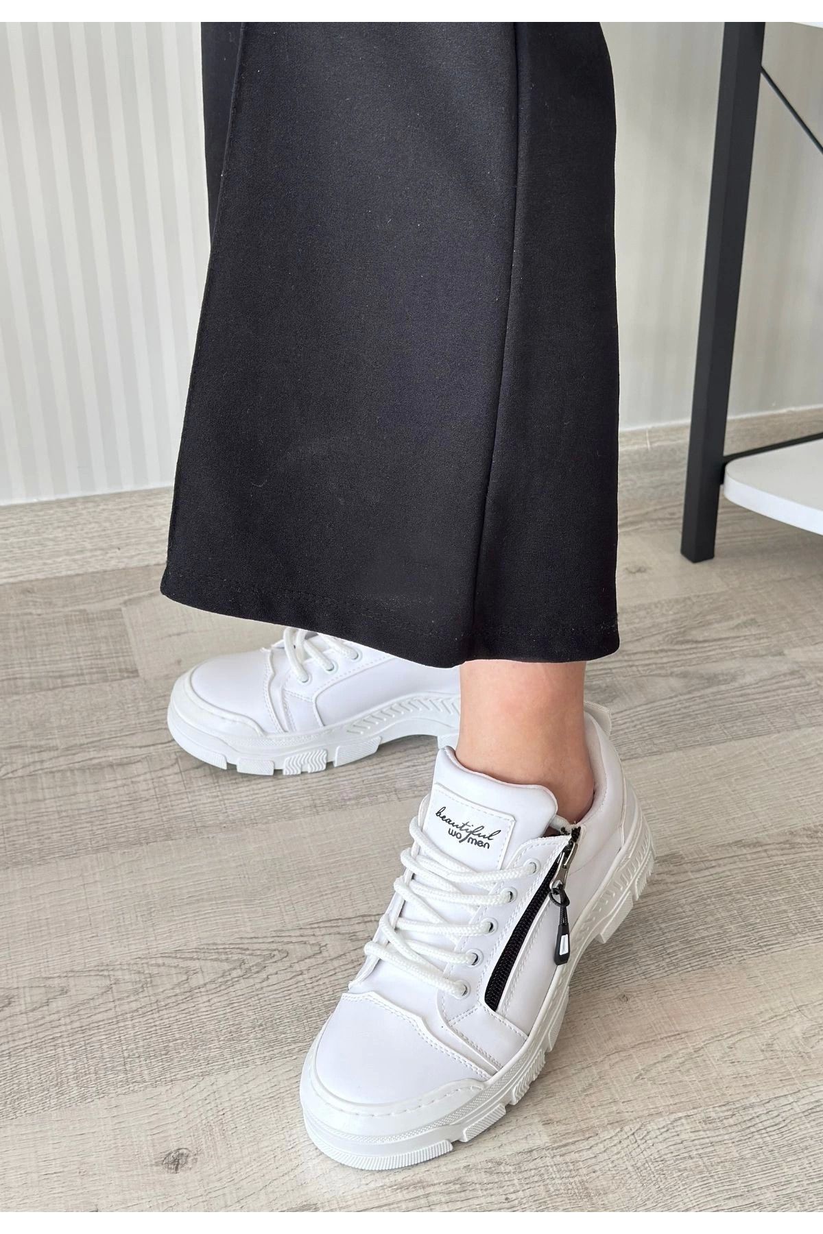 Shop58 Elwa Beyaz Cilt Bağcıklı Spor Ayakkabı