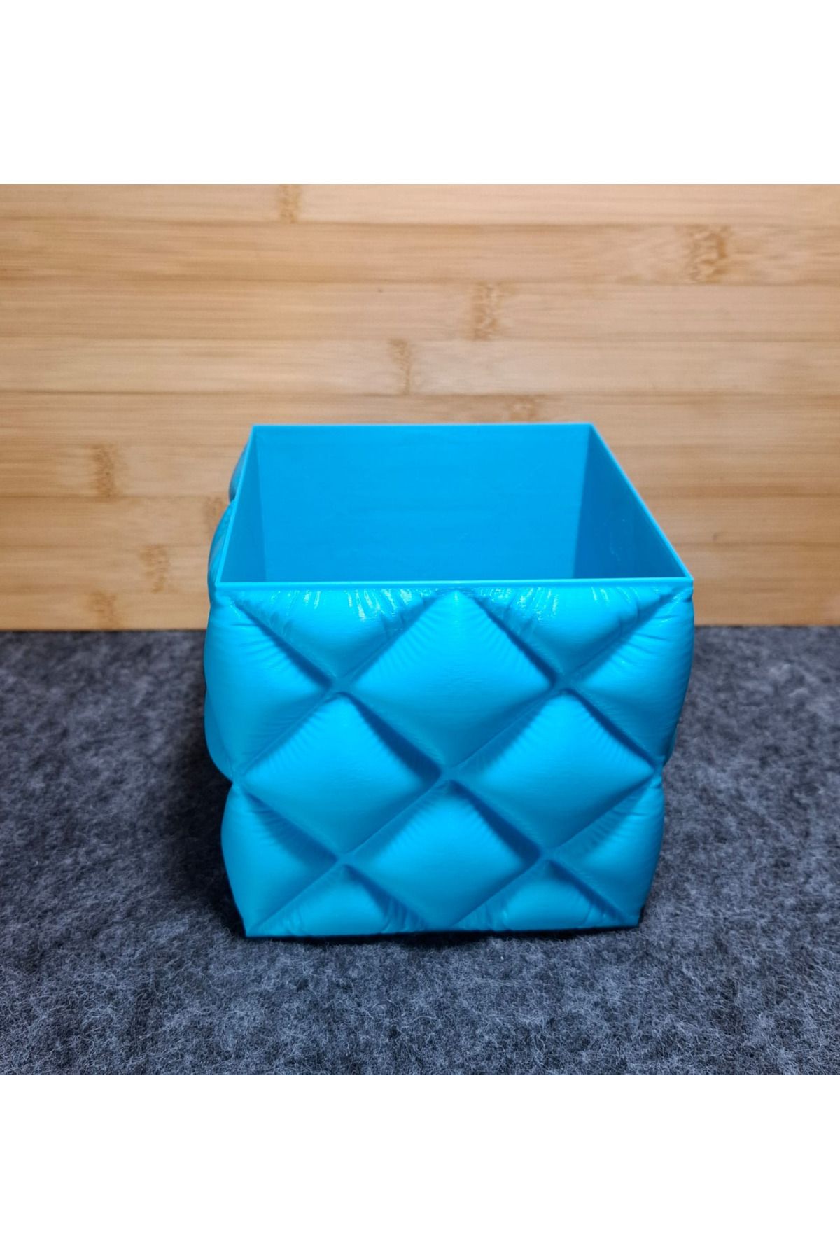 MOLDİVERSE3D DEKORATİF PUF SAKSI