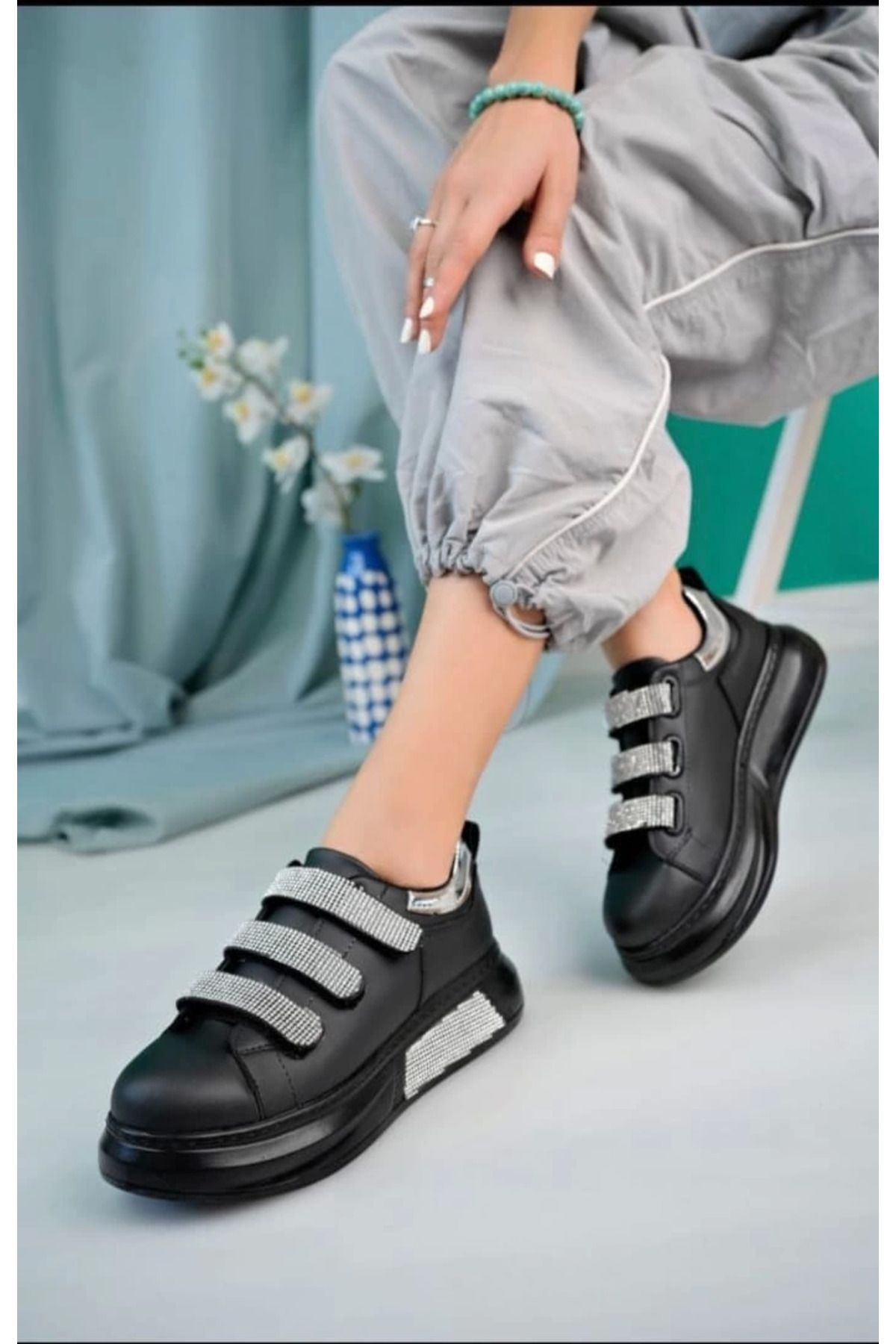 Shop58 Elika Siyah Cilt Cırt Cırtlı Spor Ayakkabı