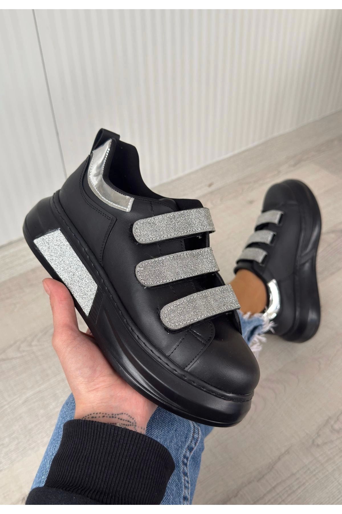 Shop58 Elika Siyah Cilt Simli Cırt Cırtlı Spor Ayakkabı