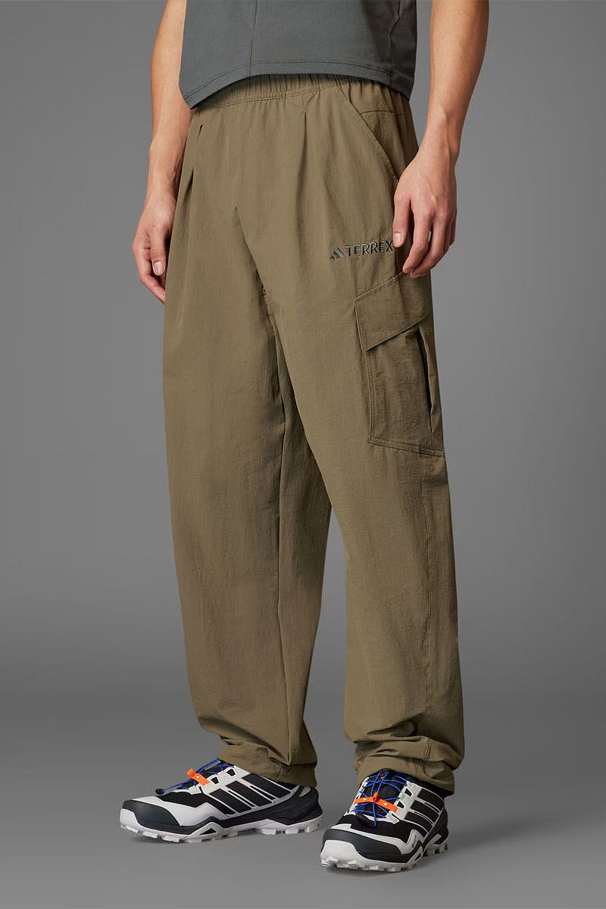 adidas Erkek Koşu - Yürüyüş Eşofman Altı Cargo Pants Jf3714