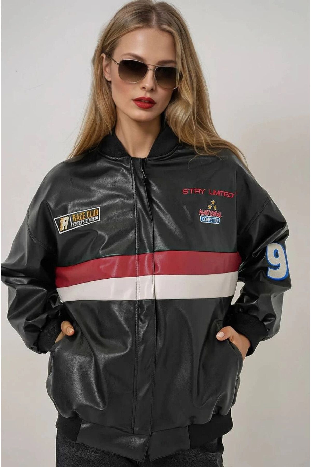 hazelin Kadın Siyah Oversize Baskılı Suni Deri Bomber Ceket HZL25W-BD110431