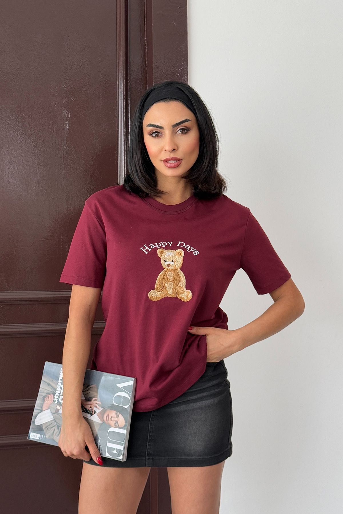 Ortaya Çık Bordo Happy Days Nakış İşlemeli Basic Tişört