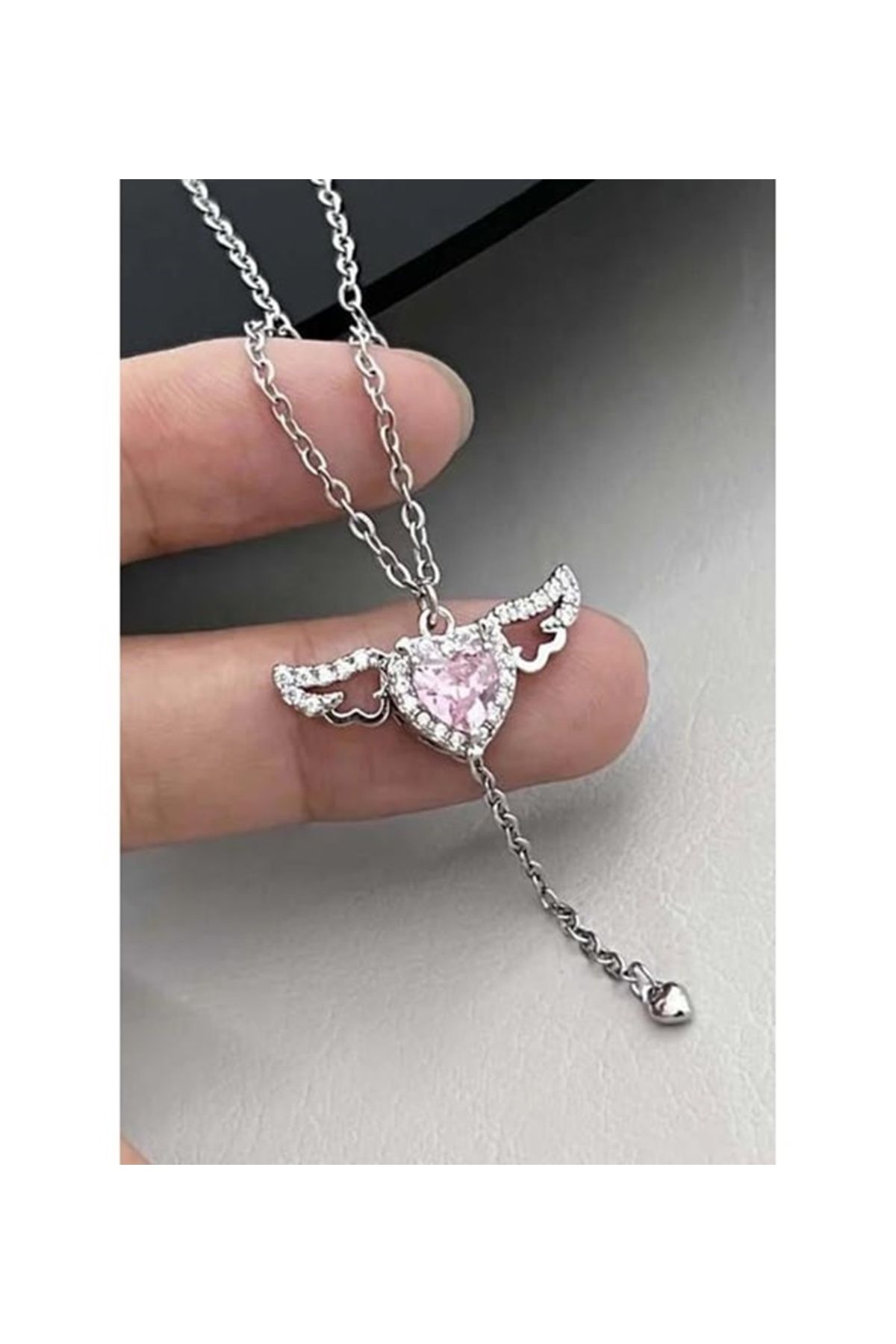 HEPBİMODA Hareketli Kanatlı Kalpli Pembe Taşlı Kadın Çelik Kolye