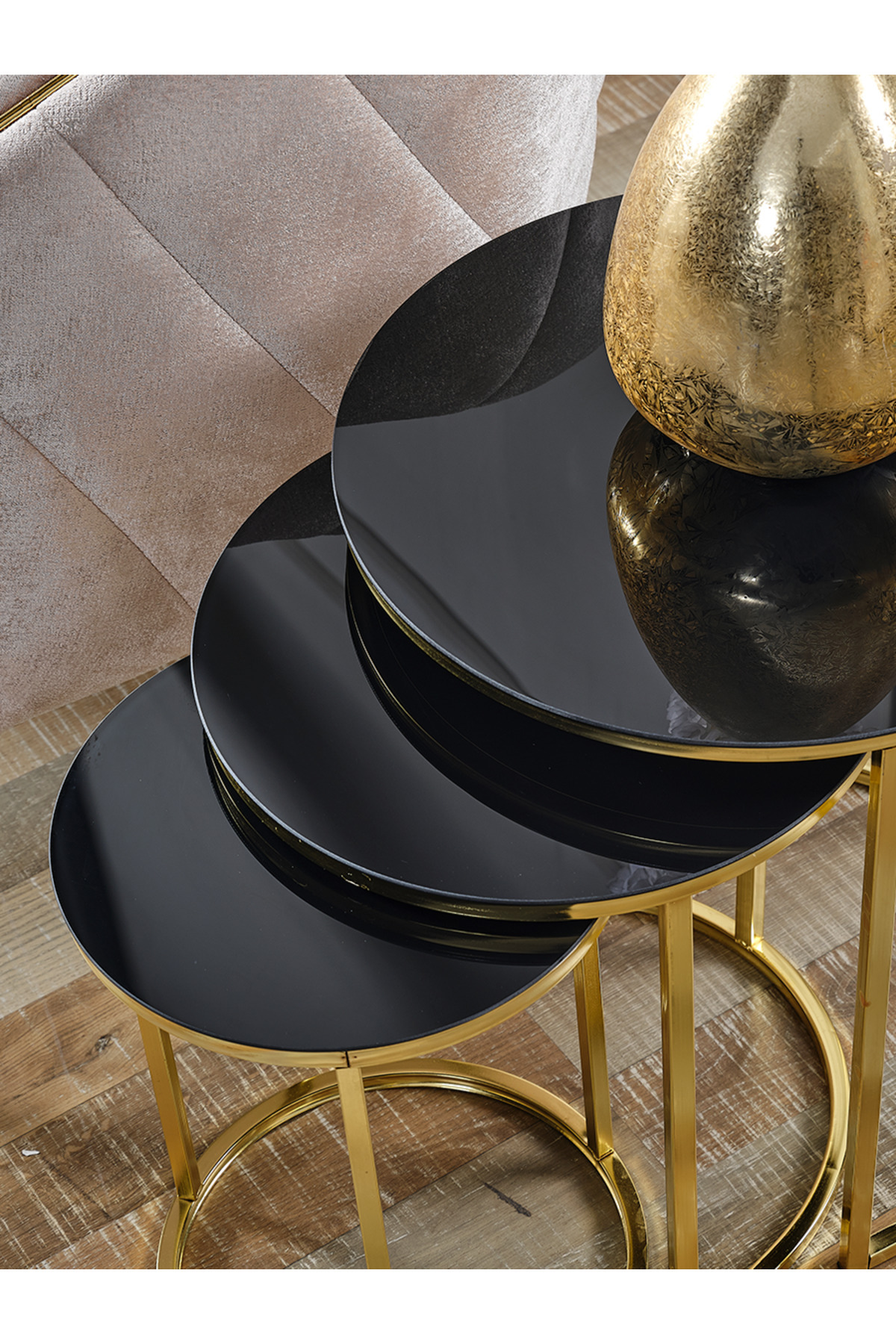 4 Lü Siyah Aynalı Temperli Kırılmaz Cam Gold Metal Ayaklı Cam C Model Sehpa Takımı (ZİGON VE ORTA)