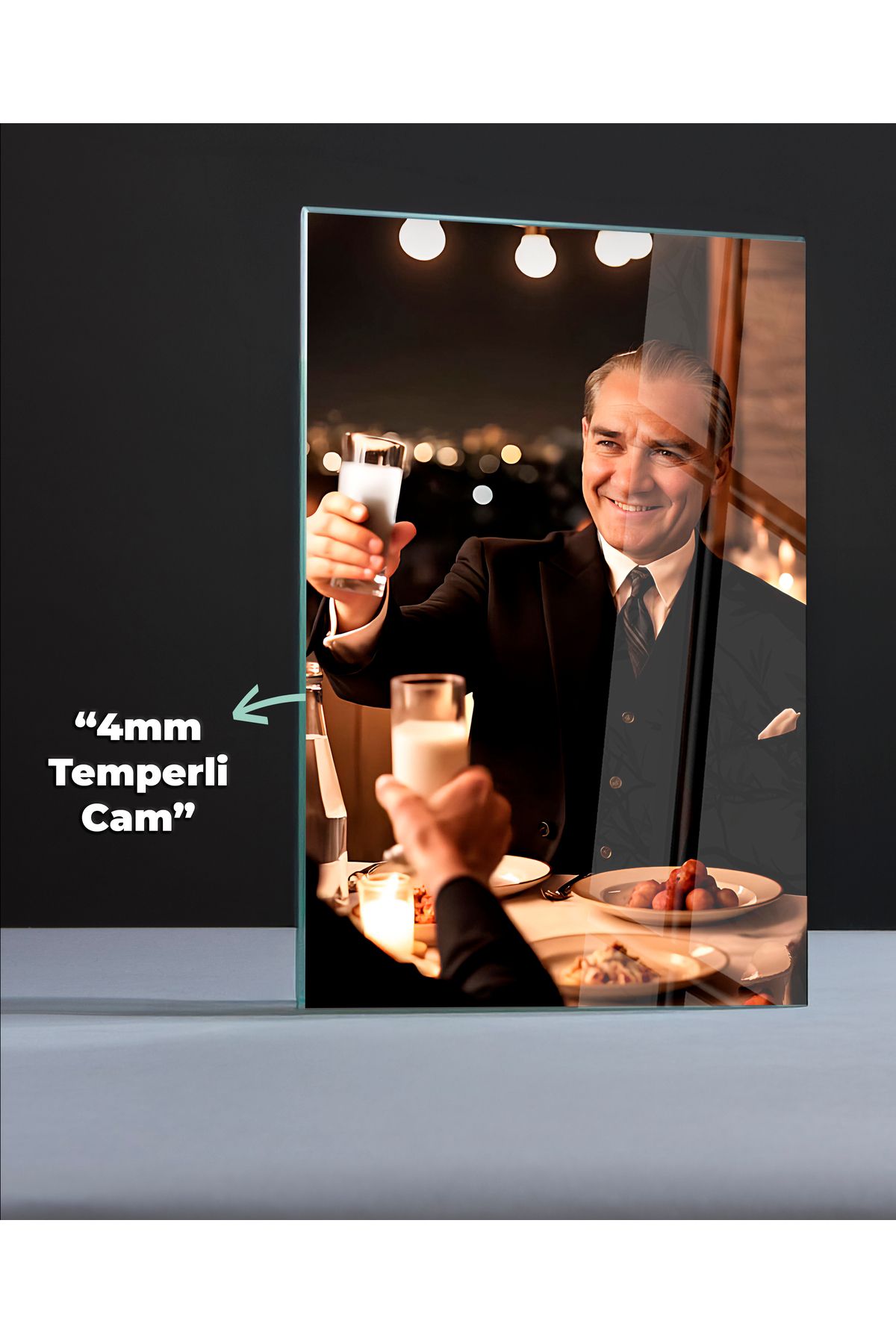 Graphica Şerefe Atatürk Cam Tablo - Dekoratif Cam Tablo