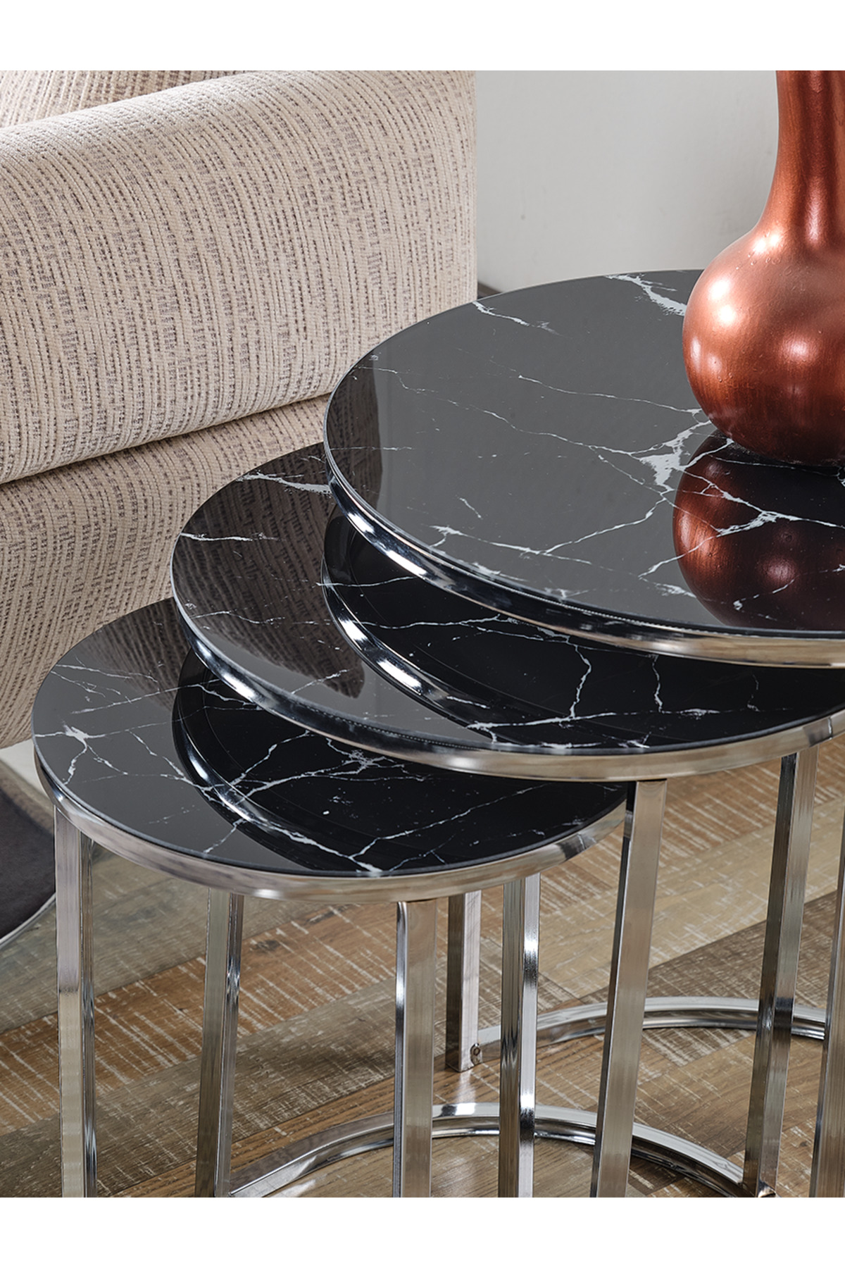 4 Lü Siyah Mermer Temperli Kırılmaz Cam Gümüş Metal Ayaklı Cam C Model Sehpa Takımı (ZİGON VE ORTA)