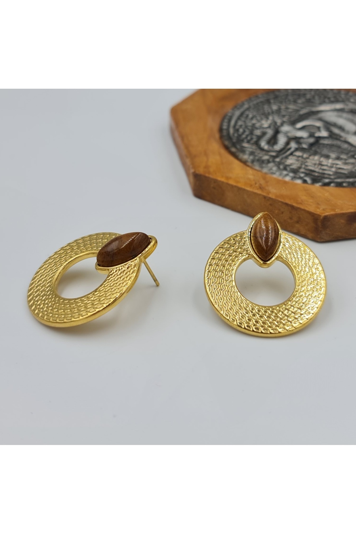 SE Jewellery Collection Selin Ersoy-Gold Color Wooden Look Drop Stone Detailed Nail Earrings 7