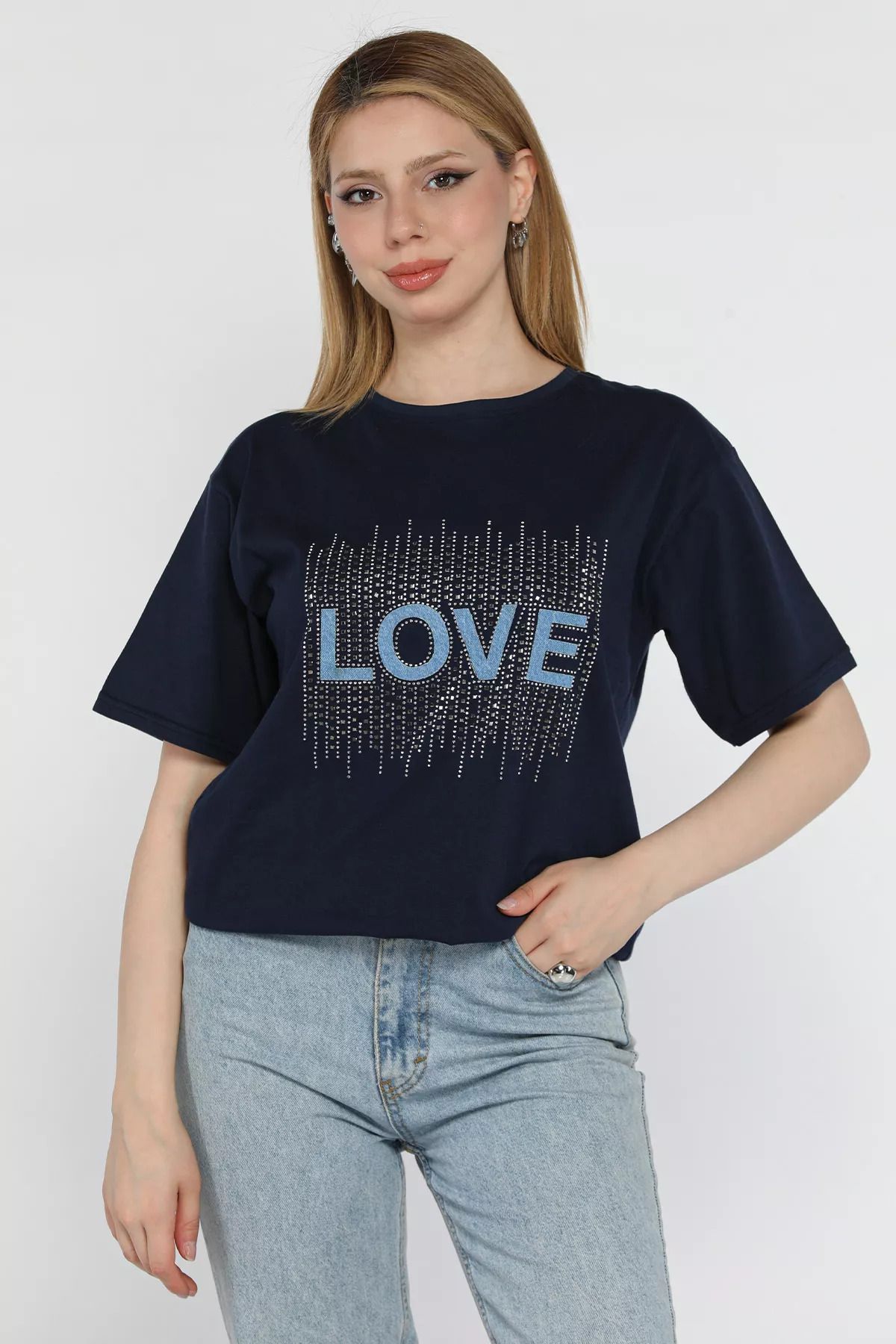 GÜLSELİ Lacivert Love Taşlı Bisiklet Yaka Kadın Tişört