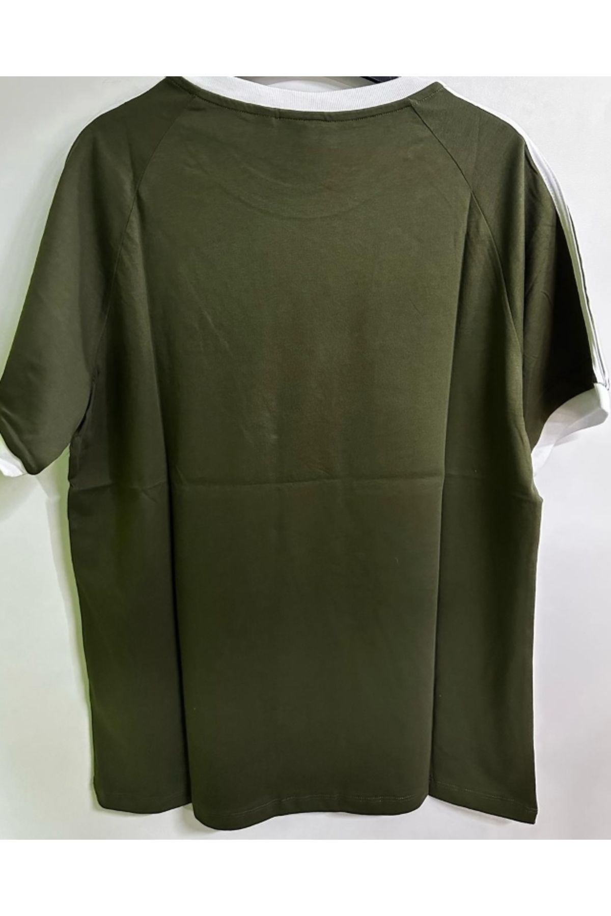 adidas-Adidas Iy8720 Tshirt 2