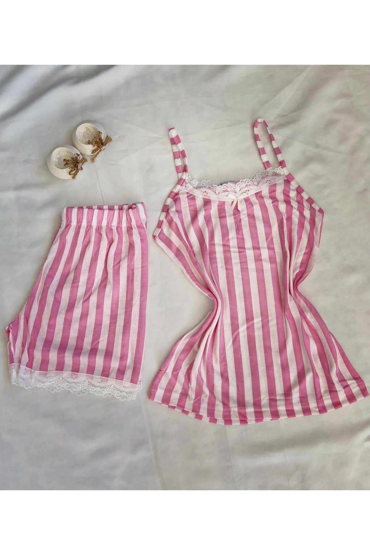 Liliths Dream Pembe Çizgili Şortlu Pijama Takımı