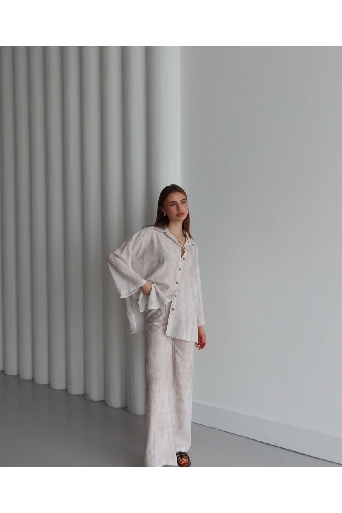 Ekim Store Çilek Kumaş Kemerli Oversize Takım