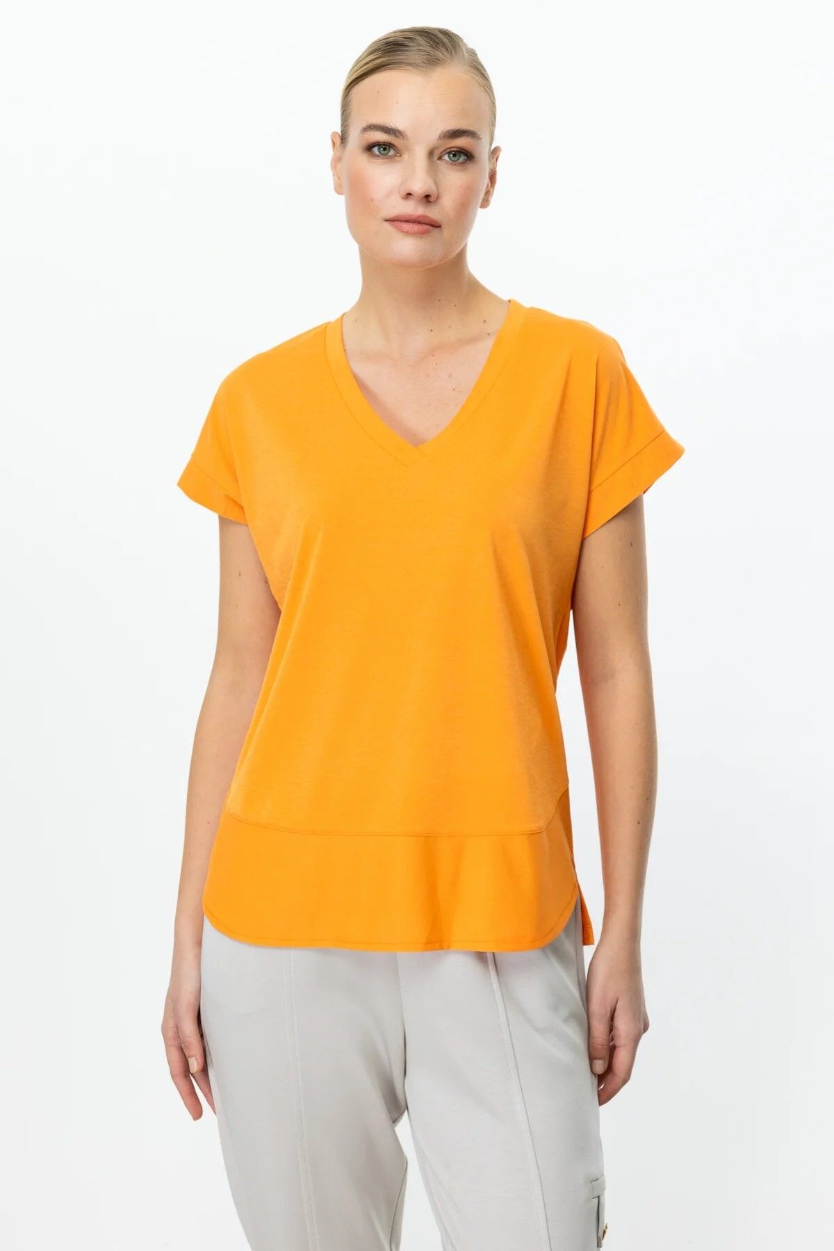 ON TRİKO V Yaka Kısa Kol T-Shirt 51475-25
