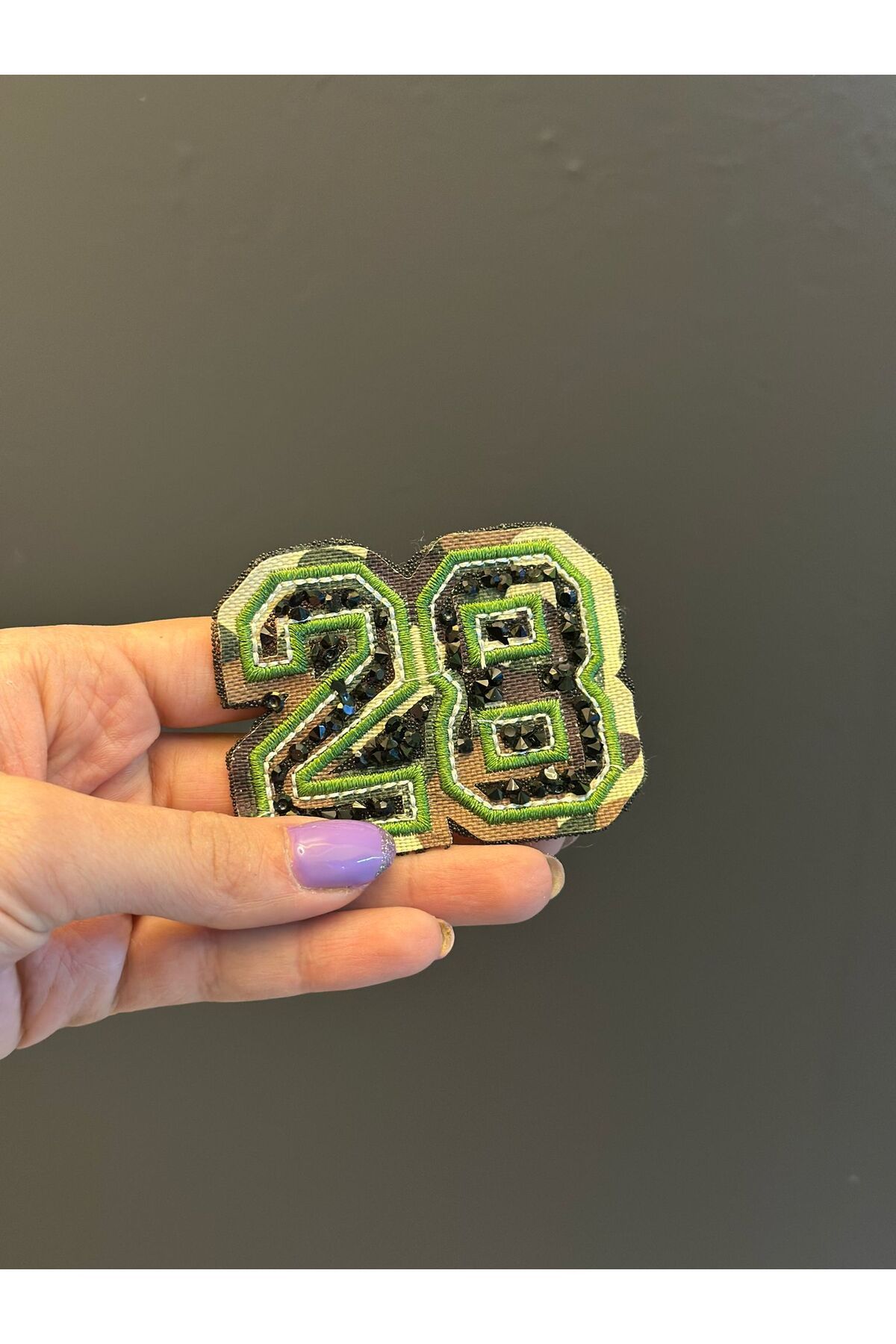 Gönülden Tasarım ÜTÜ İLE YAPIŞAN 28 RAKAMLI KAMUFLAJ ARMA DİKİŞ APLİKE 7X6 CM