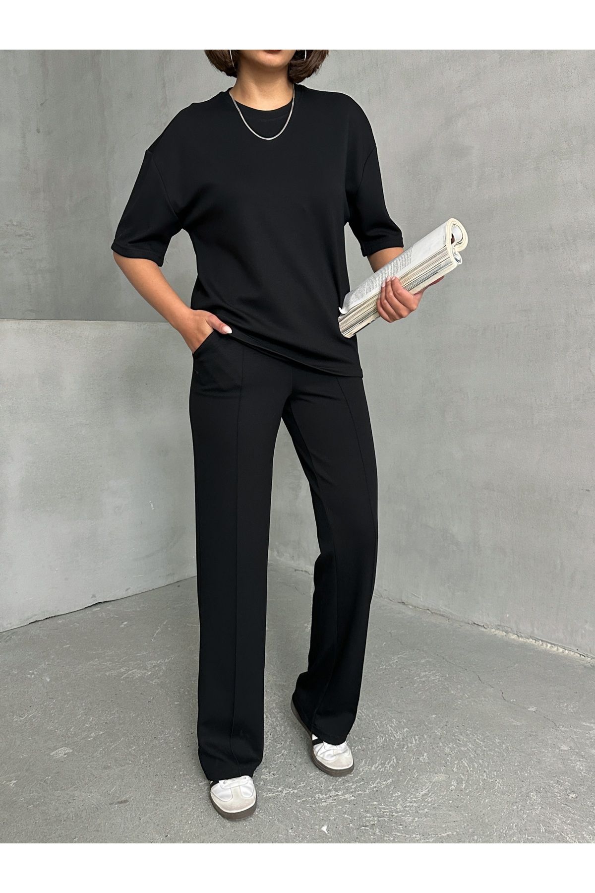 Lusin-Women's Black Soft Modal Fabric Short Sleeve Pants Blouse Tracksuit Set 2