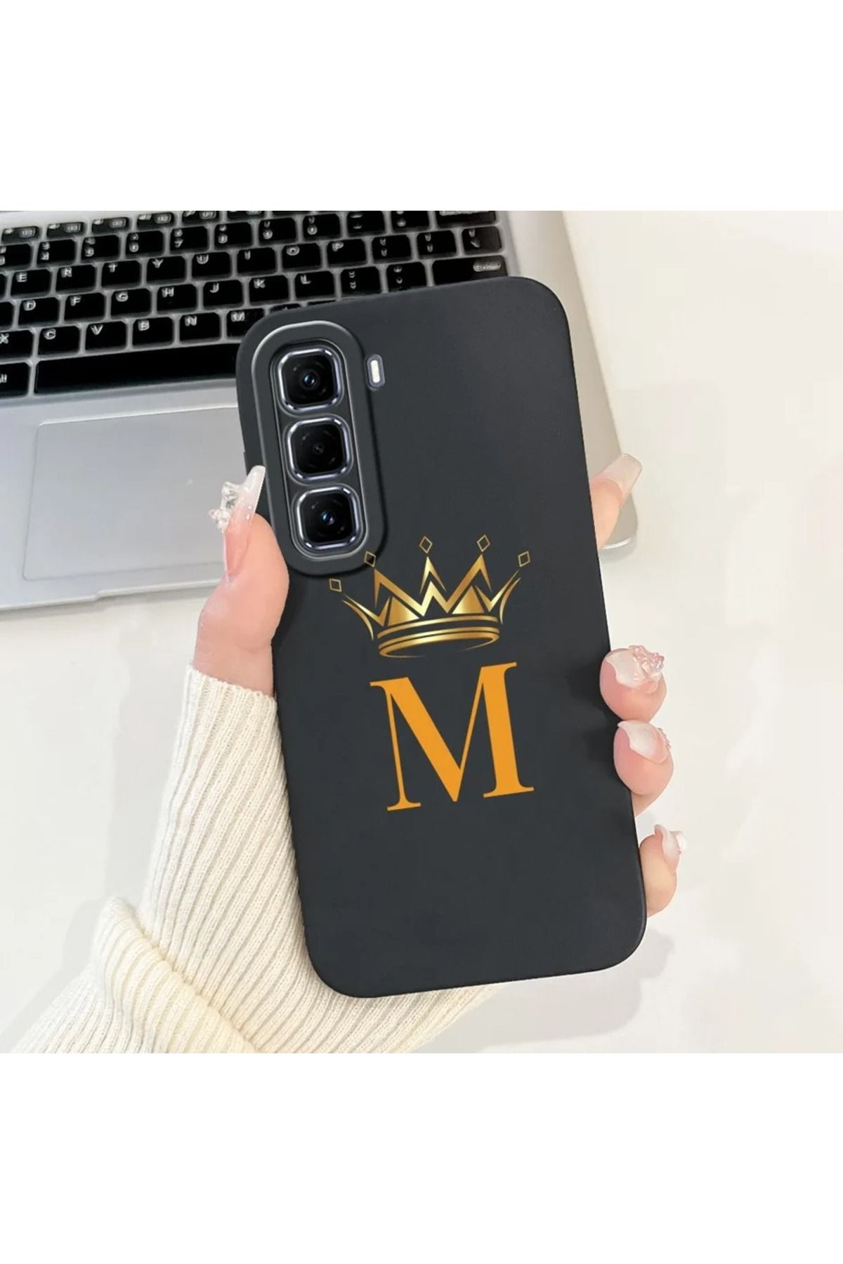 Rotaks İnfinix Hot 50 Pro Plus Uyumlu Harfli Taç Baskılı Kişiye Özel Silikon Telefon Kılıfı - M
