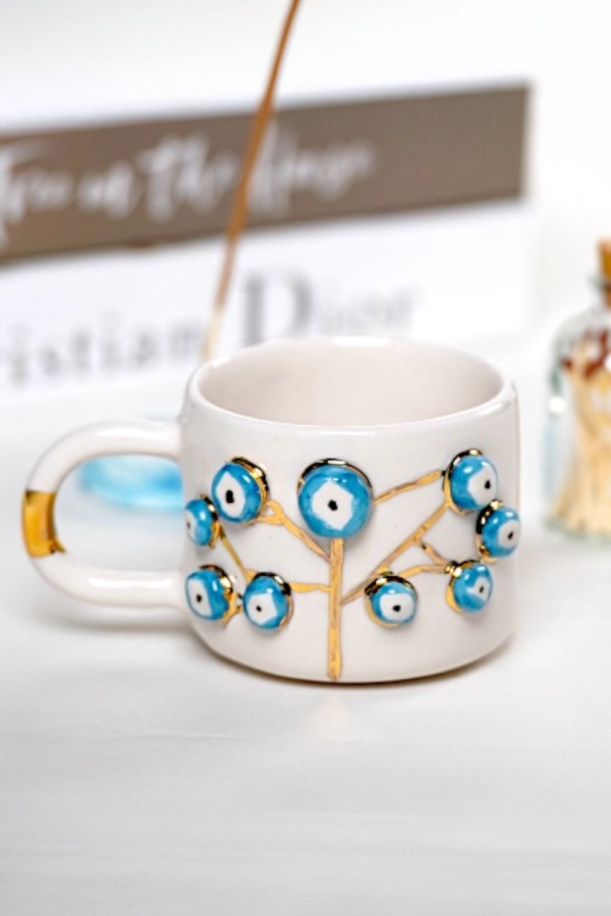 EL YAPIMI 24k Altın Süslemeli Nazar Ağacı Temalı El Yapımı Seramik Mug
