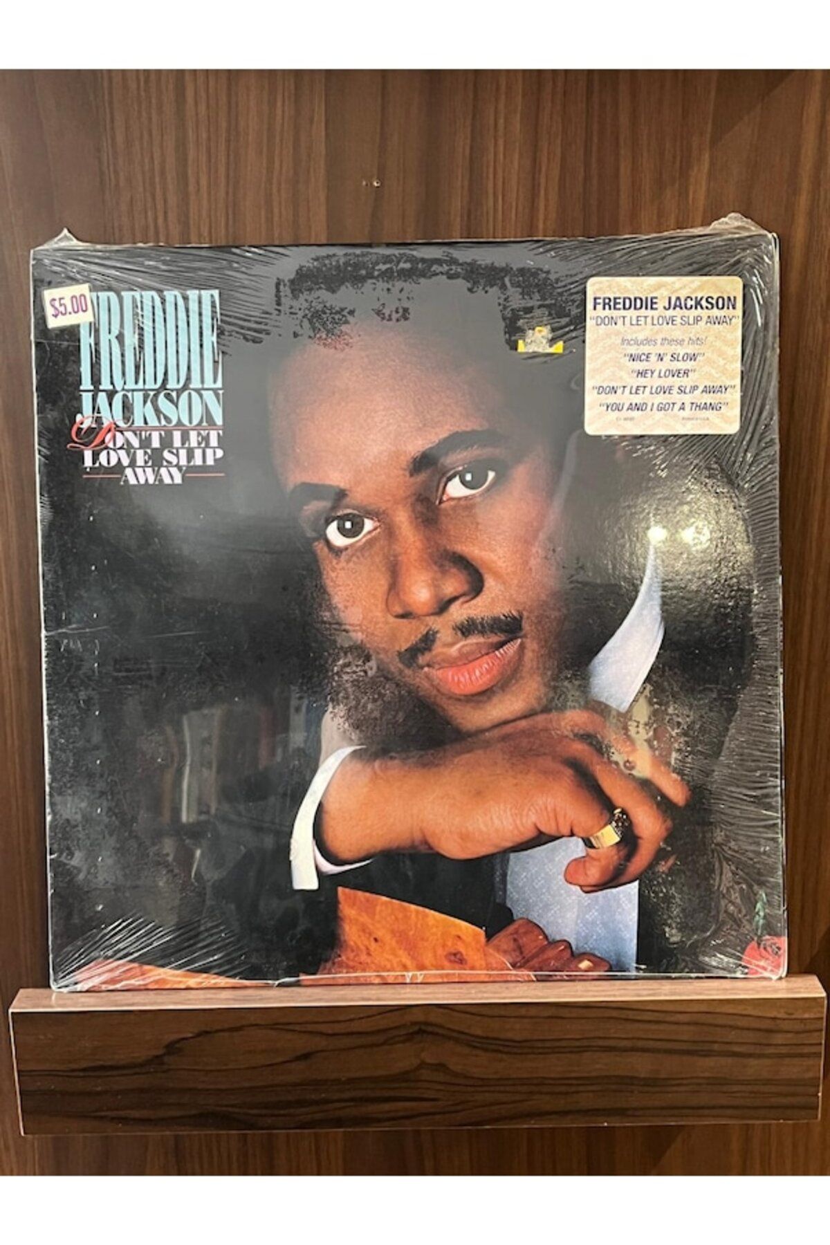 Ege Kitap ve Plak Evi Freddie Jackson - Don't Let Love Slip Away , 1988 Lp Soul