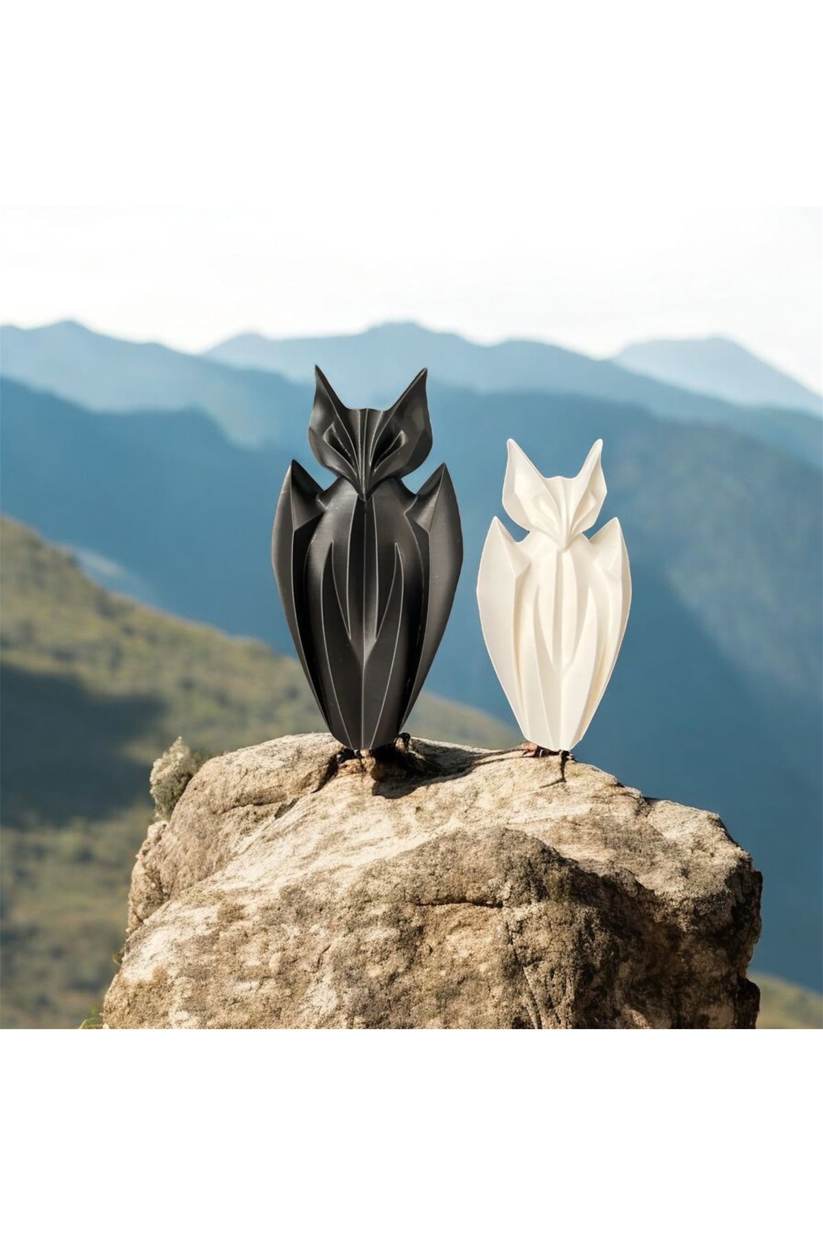 Bonolupo Dekoratif Baykuş Biblo Seti (2'li) – Siyah 12 cm & Beyaz 10 cm – Ev & Ofis Masa Üstü Süsü