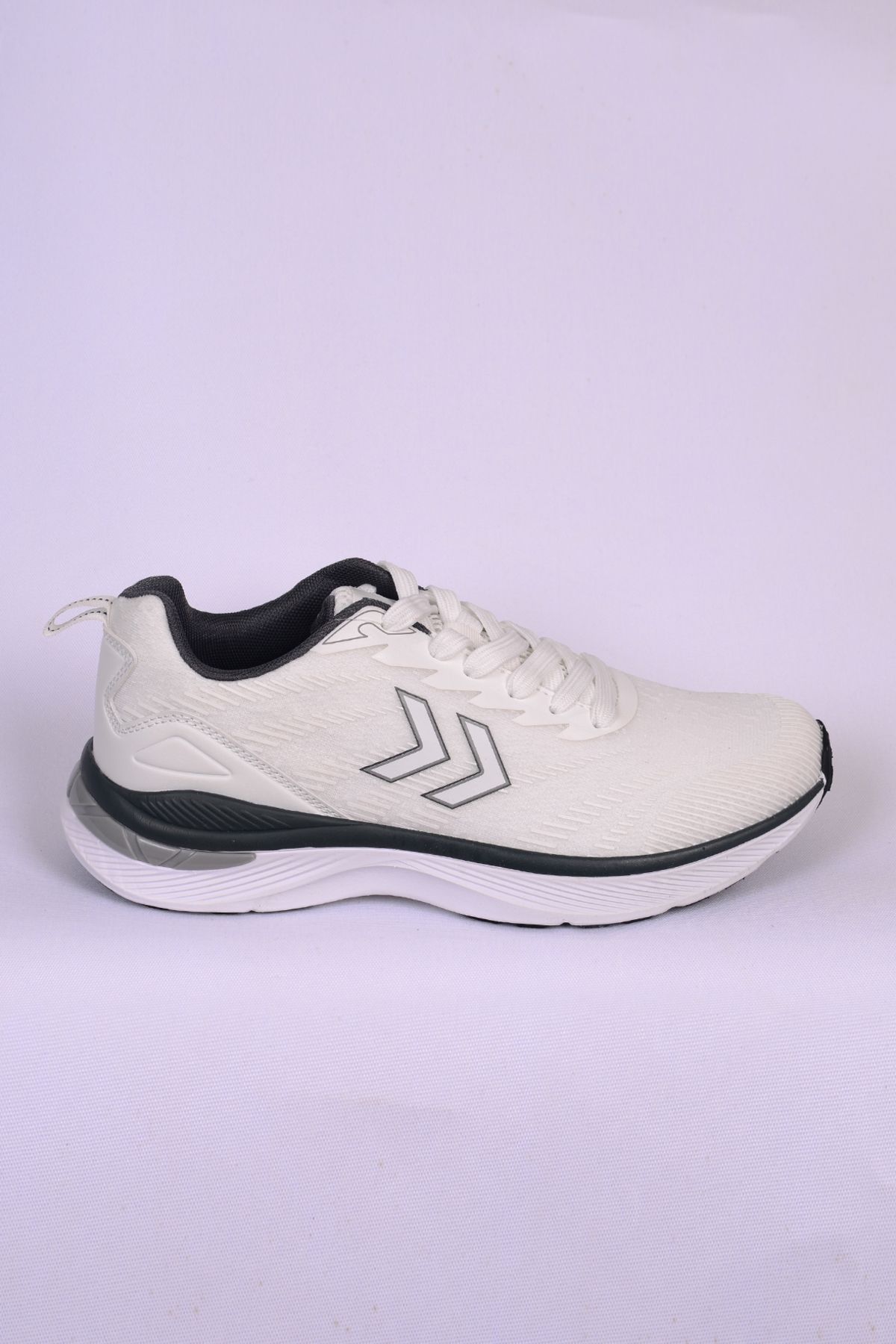 hummel 900696-9001 HMLPLAX Üstü Fileli Ve Bağcık Detaylı Ortapedik Taban Beyaz Erkek Spor Ayakkabı