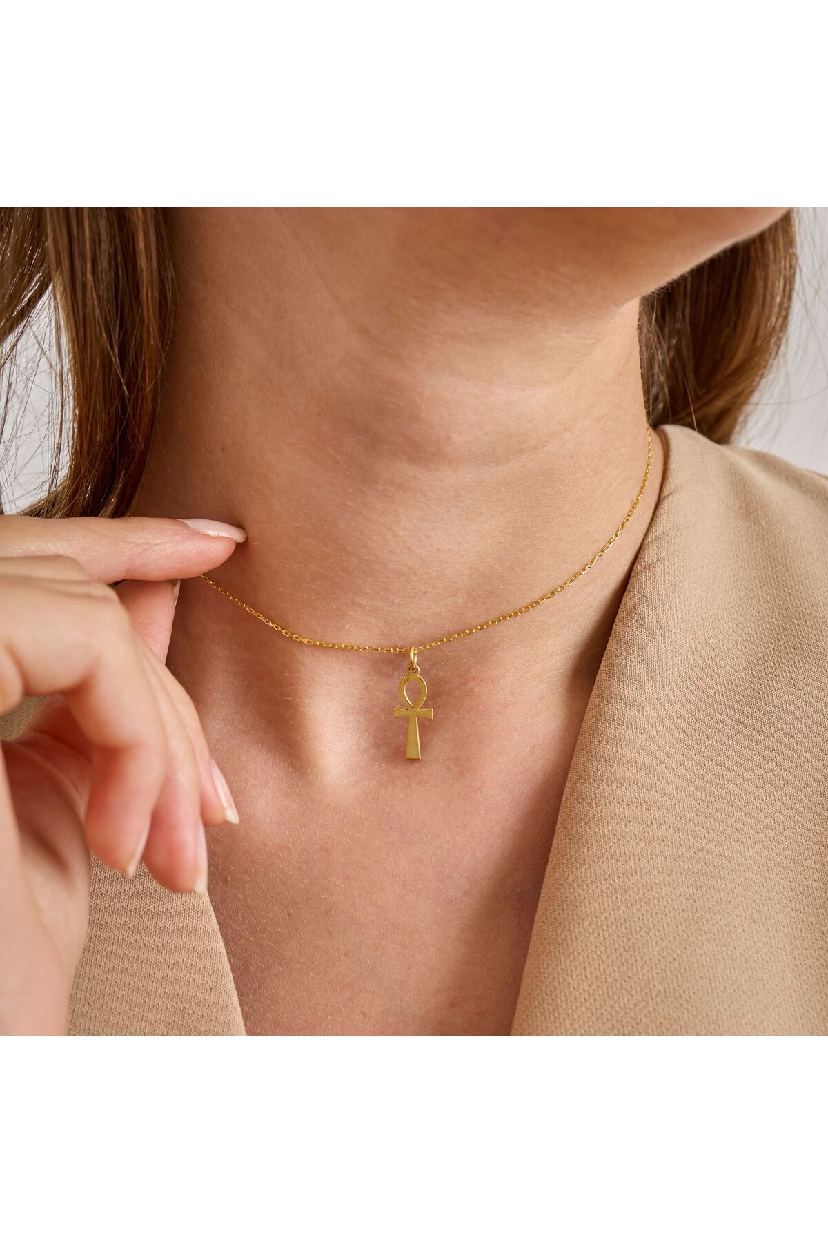 GOWA DESIGN 925 Ayar Gümüş Altın Kaplama Nefertiti Ankh Kolye – Minimalist & Şık Tasarım