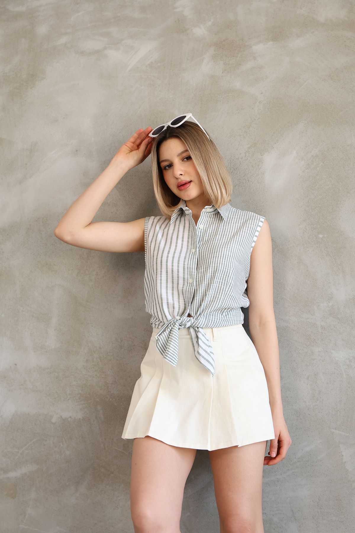 Butik Sıfır Kol Haki Çizgili Pamuk Keten Kadın Gömlek