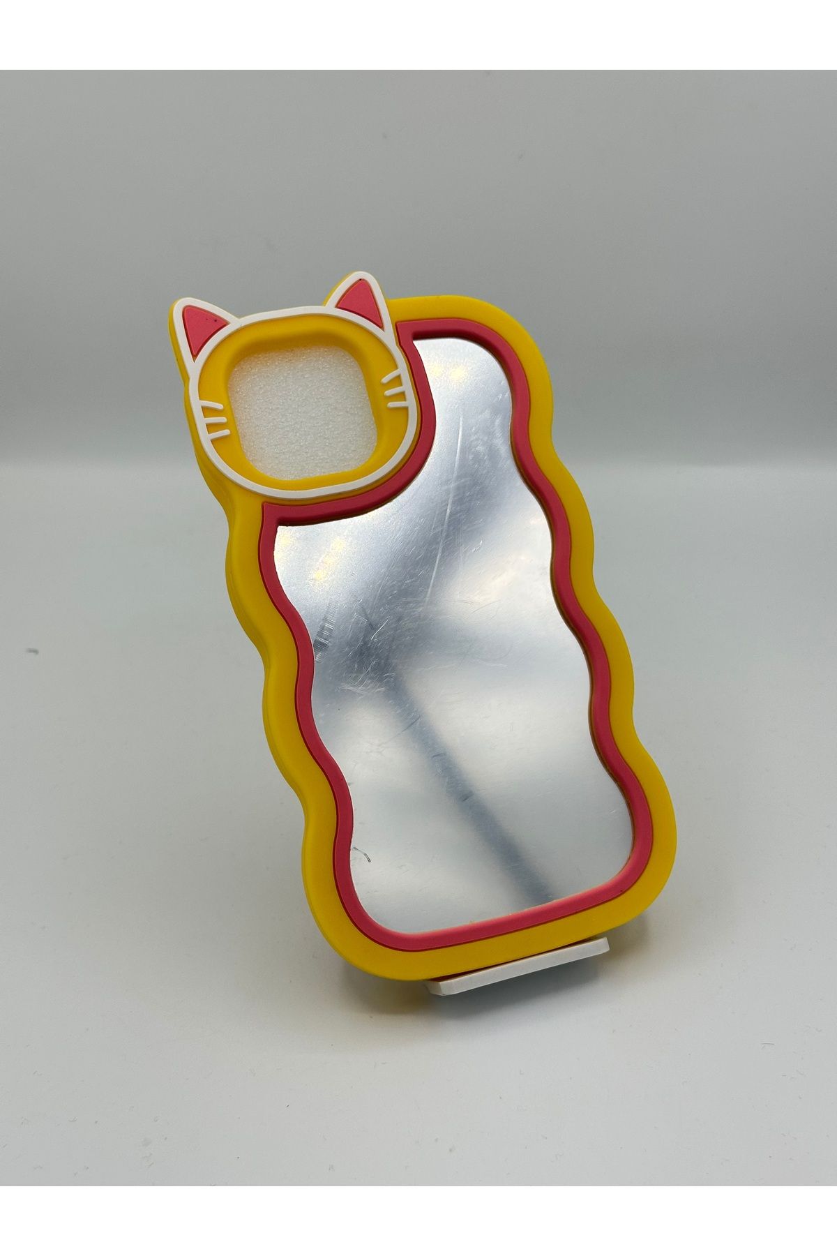 Genç 2 Teknoloji iPhone 13 AYNALI KEDİLİ DESENLİ SİLİKON KILIF